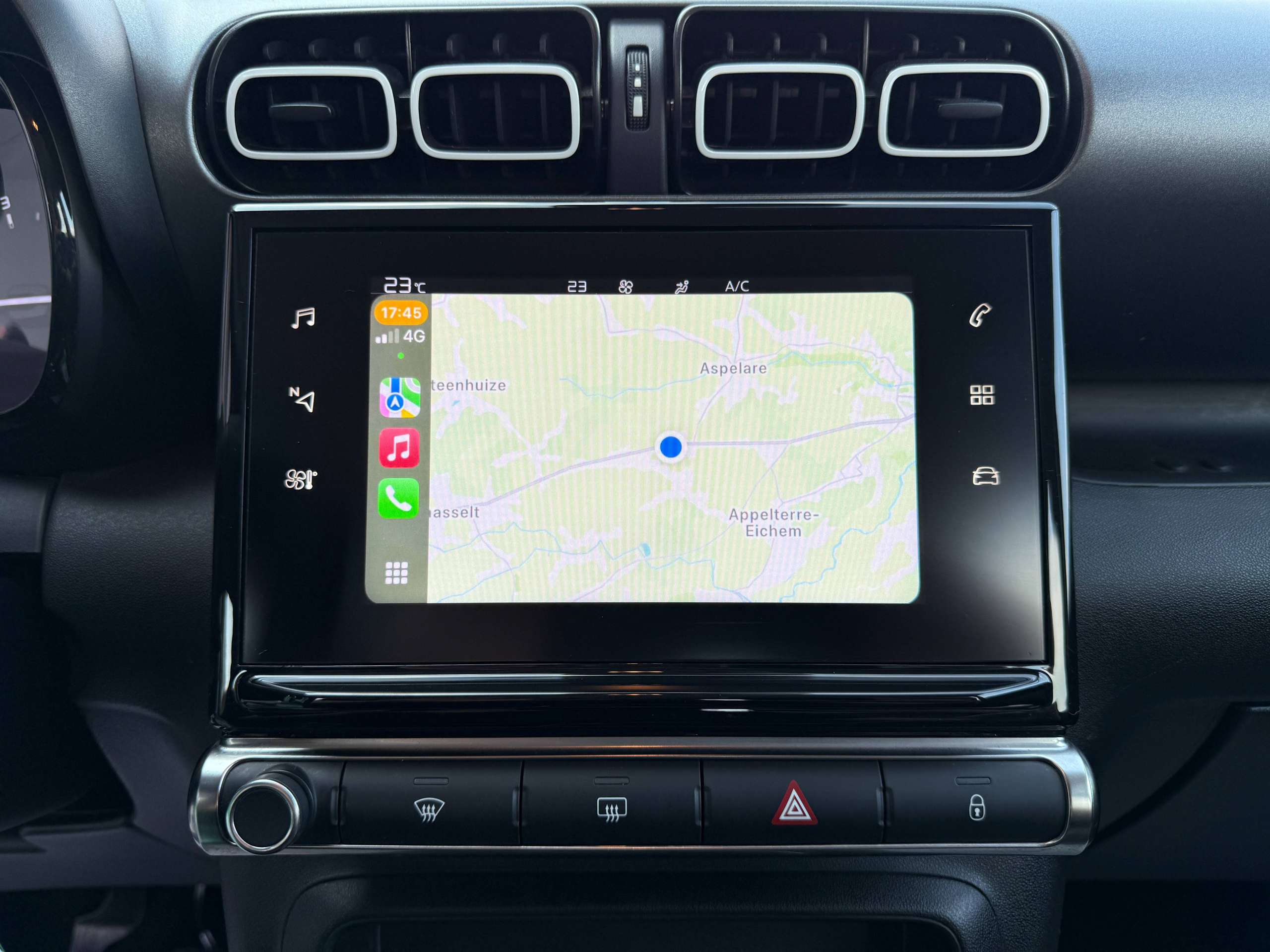 a3710581-e079-42ca-b2b2-7f5e96d5286824-citroen-c3-aircross-1-2i-110pk-navigatie-led-carplay-pdc-bluetooth.jpg