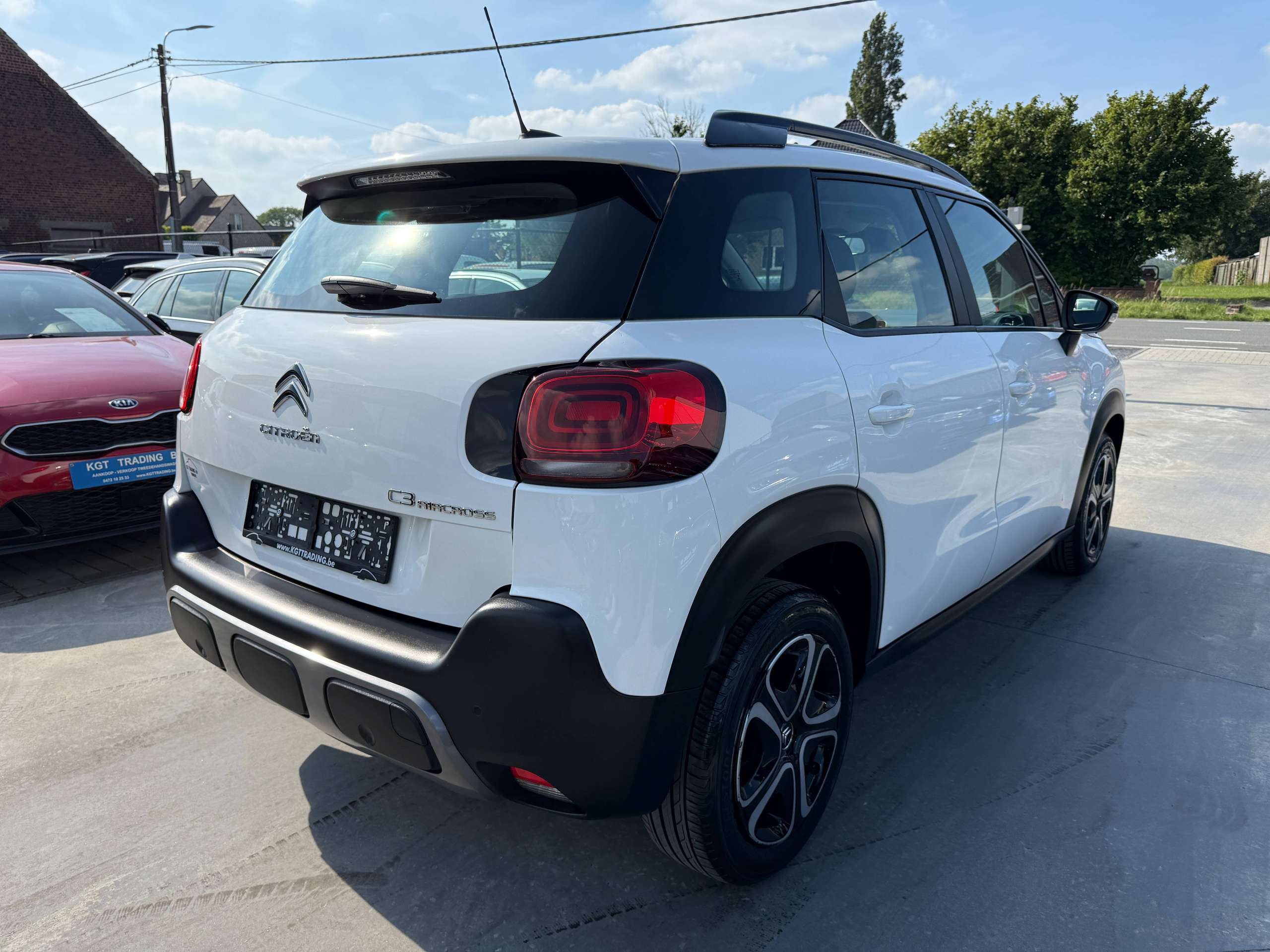 a3710581-e079-42ca-b2b2-7f5e96d528685-citroen-c3-aircross-1-2i-110pk-navigatie-led-carplay-pdc-bluetooth.jpg