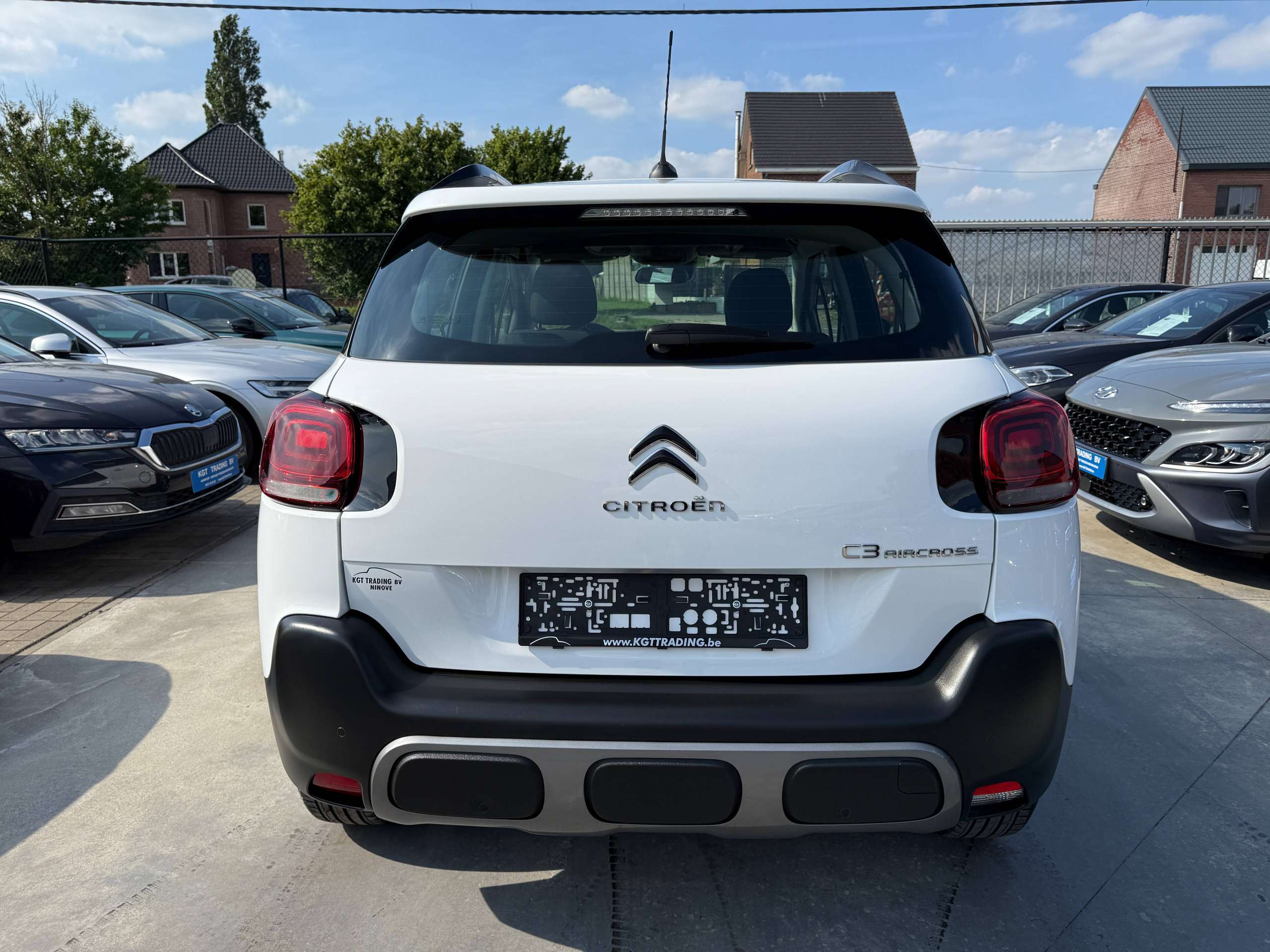 a3710581-e079-42ca-b2b2-7f5e96d528686-citroen-c3-aircross-1-2i-110pk-navigatie-led-carplay-pdc-bluetooth.jpg