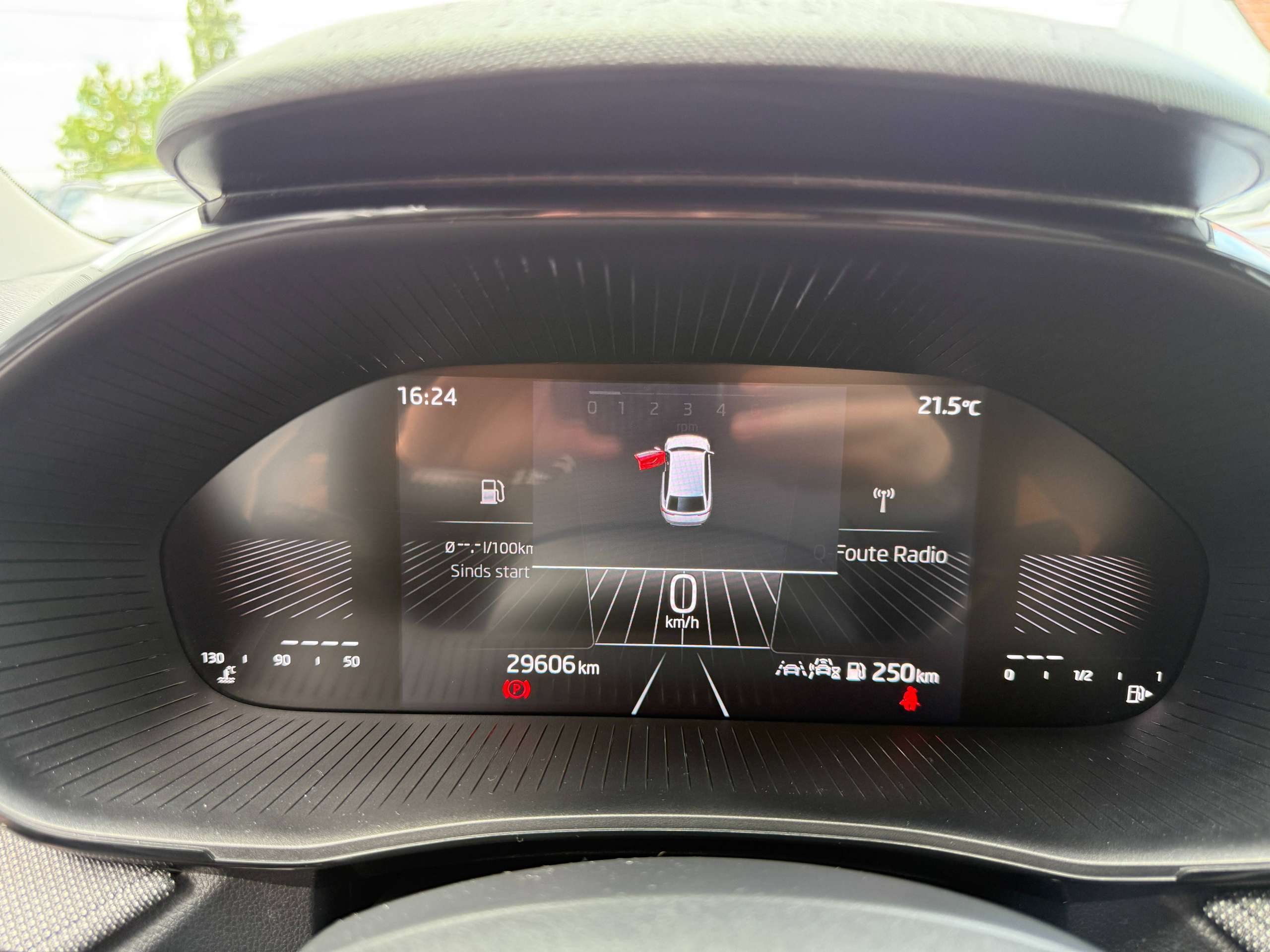 a416d38b-fa4b-48df-9fde-53dd685877ed18-skoda-fabia-1-0i-80pk-camera-zetelverwarming-carplay-full-led-trekhaak.jpg