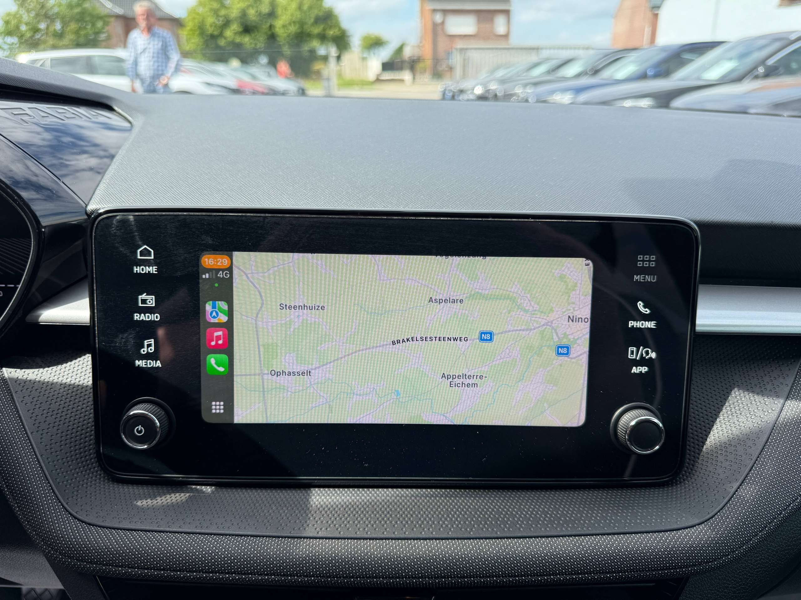 a416d38b-fa4b-48df-9fde-53dd685877ed25-skoda-fabia-1-0i-80pk-camera-zetelverwarming-carplay-full-led-trekhaak.jpg