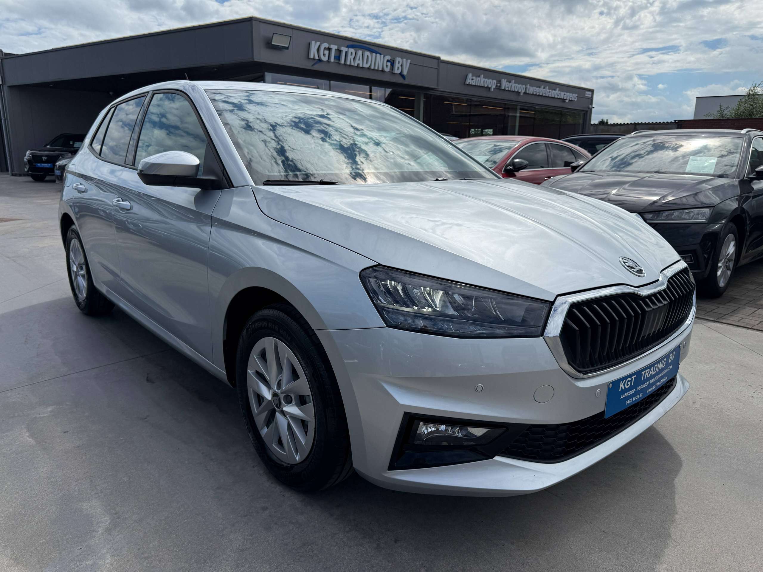 a416d38b-fa4b-48df-9fde-53dd685877ed3-skoda-fabia-1-0i-80pk-camera-zetelverwarming-carplay-full-led-trekhaak.jpg