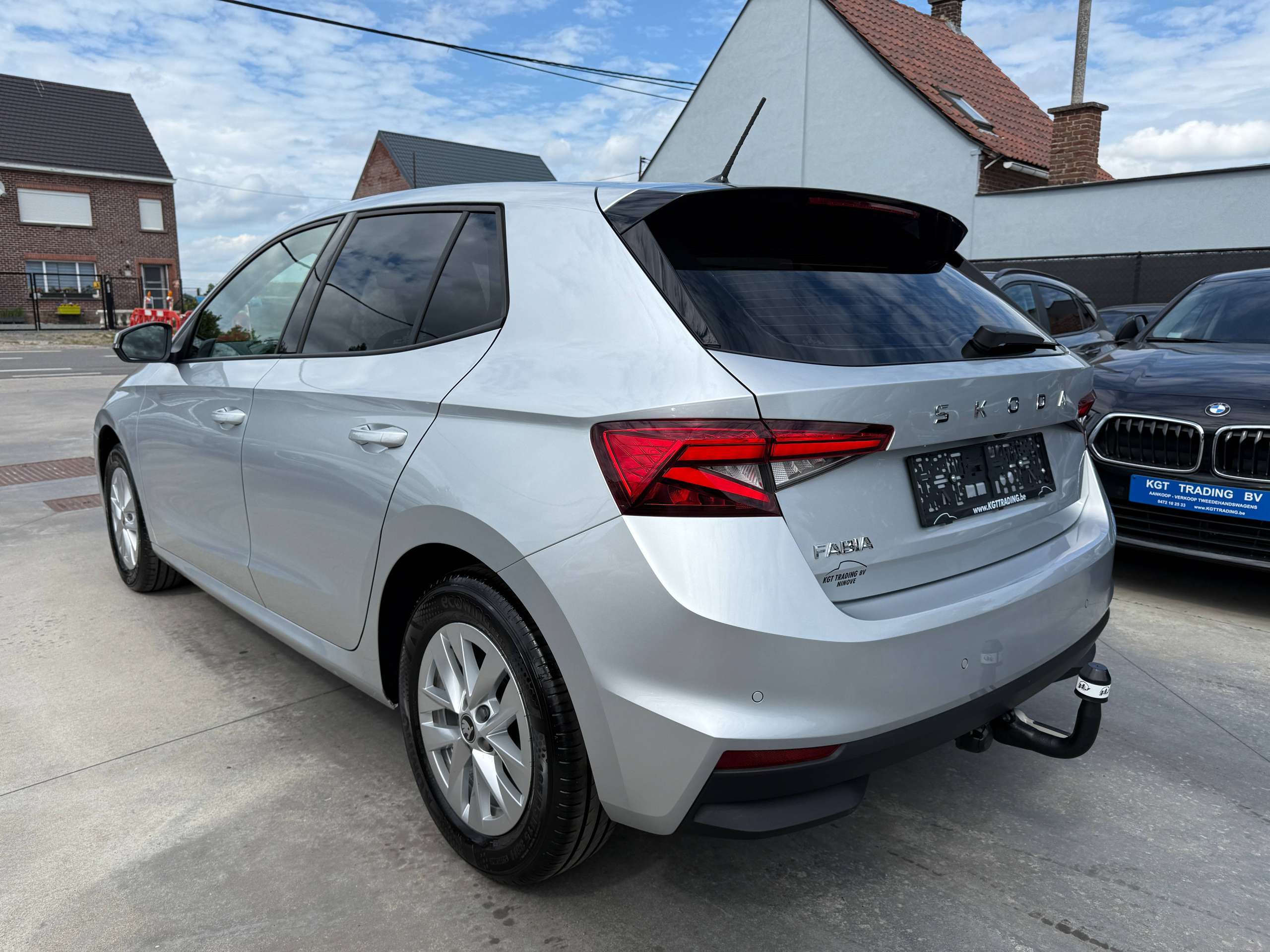 a416d38b-fa4b-48df-9fde-53dd685877ed7-skoda-fabia-1-0i-80pk-camera-zetelverwarming-carplay-full-led-trekhaak.jpg