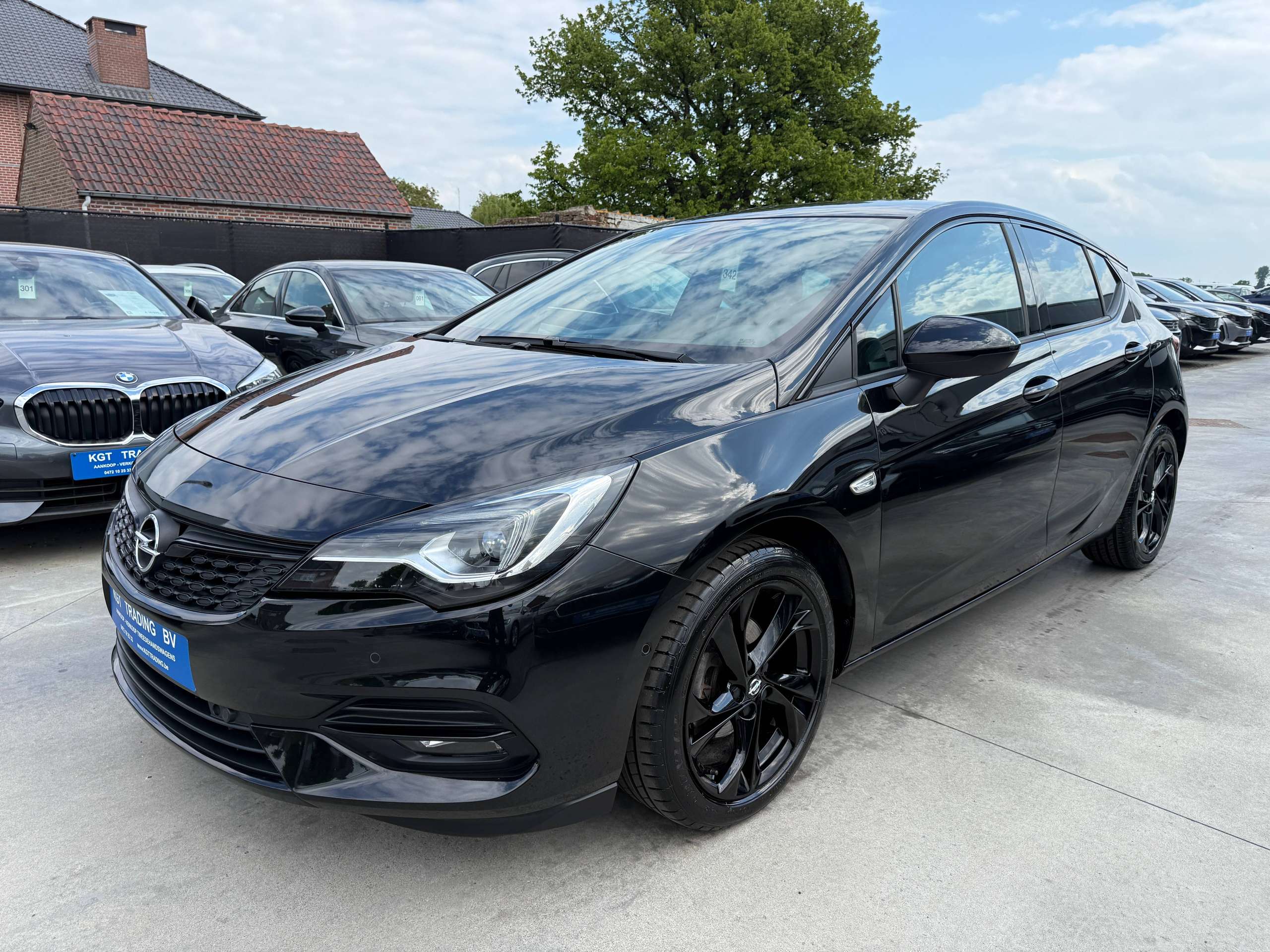 ad25cfe5-3622-4db2-b83c-0c8671dd73289-opel-astra-1-2i-5-deurs-gs-line-navigatie-leder-camera-carplay-led.jpg