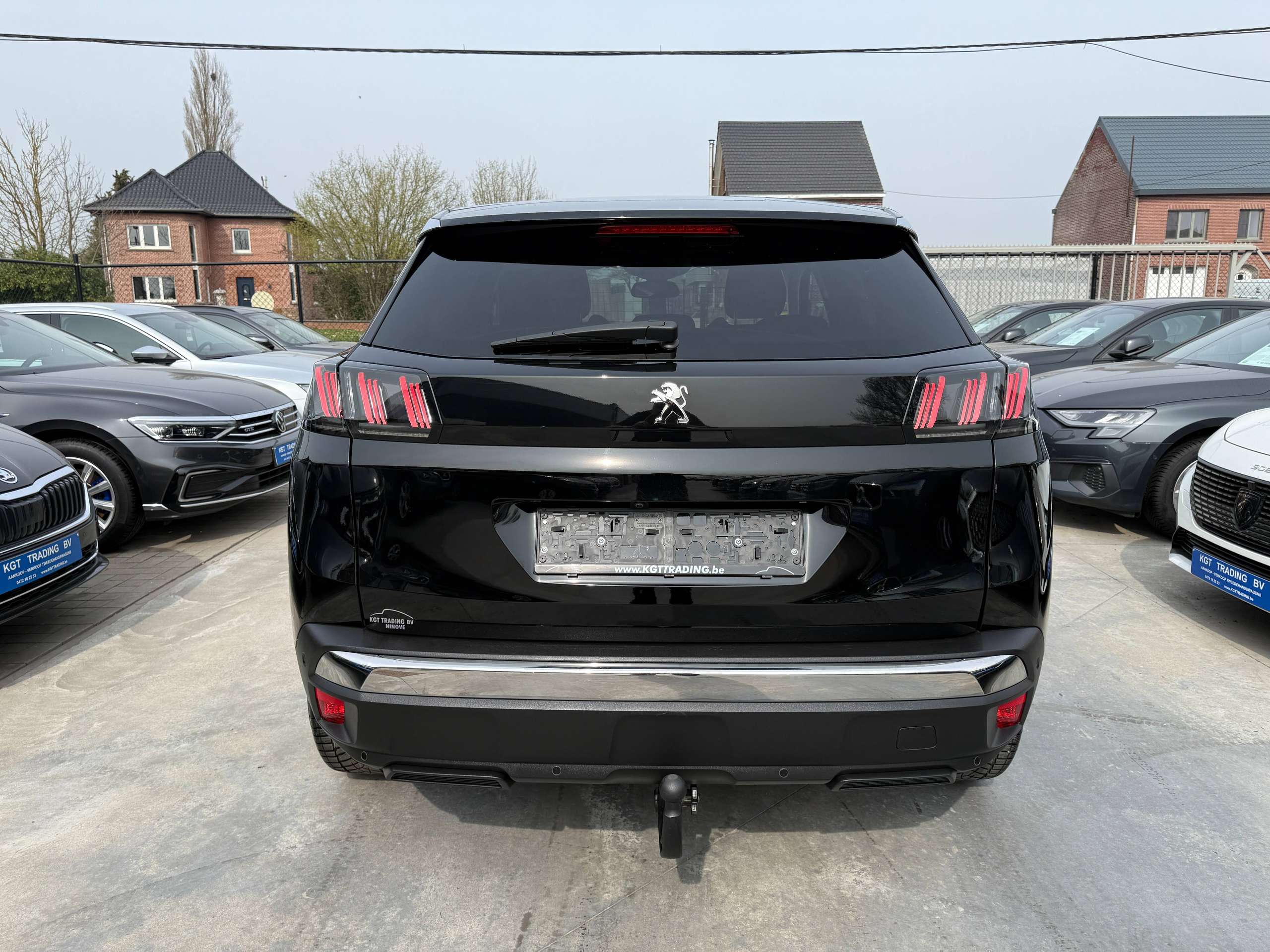 b09d0e52-2b02-4627-bd44-5536feae6bdf6-peugeot-3008-1-2i-facelift-navigatie-full-led-zwart-leder-camer.jpg