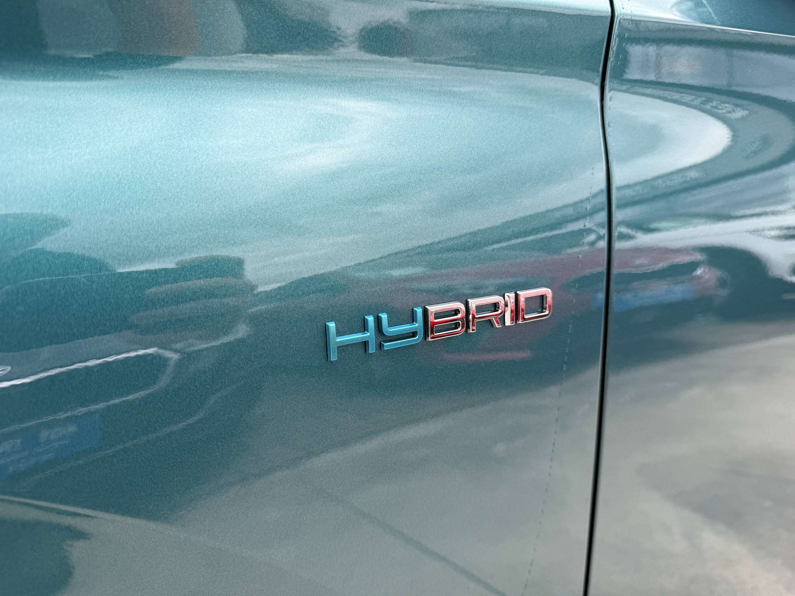 b6fd97da-4542-4708-8011-72438e69b81812-peugeot-308-sw-phev-hybrid-automaat-navi-leder-camera-carplay-led-alu.jpg