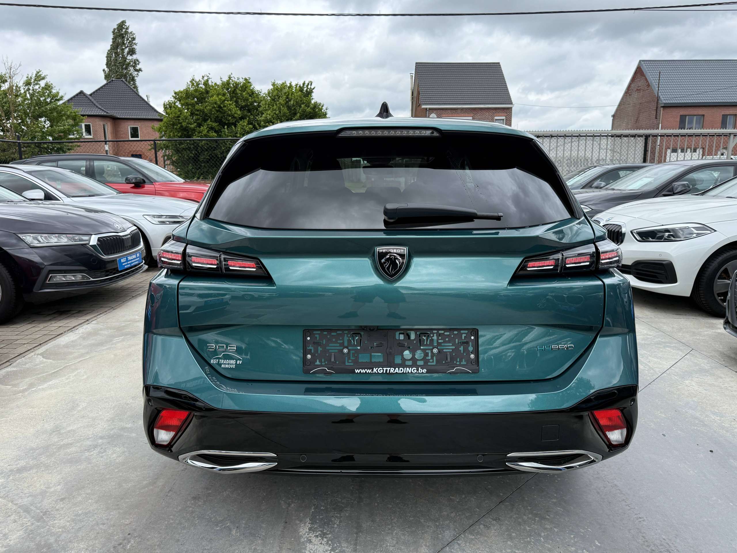 b6fd97da-4542-4708-8011-72438e69b8186-peugeot-308-sw-phev-hybrid-automaat-navi-leder-camera-carplay-led-alu.jpg