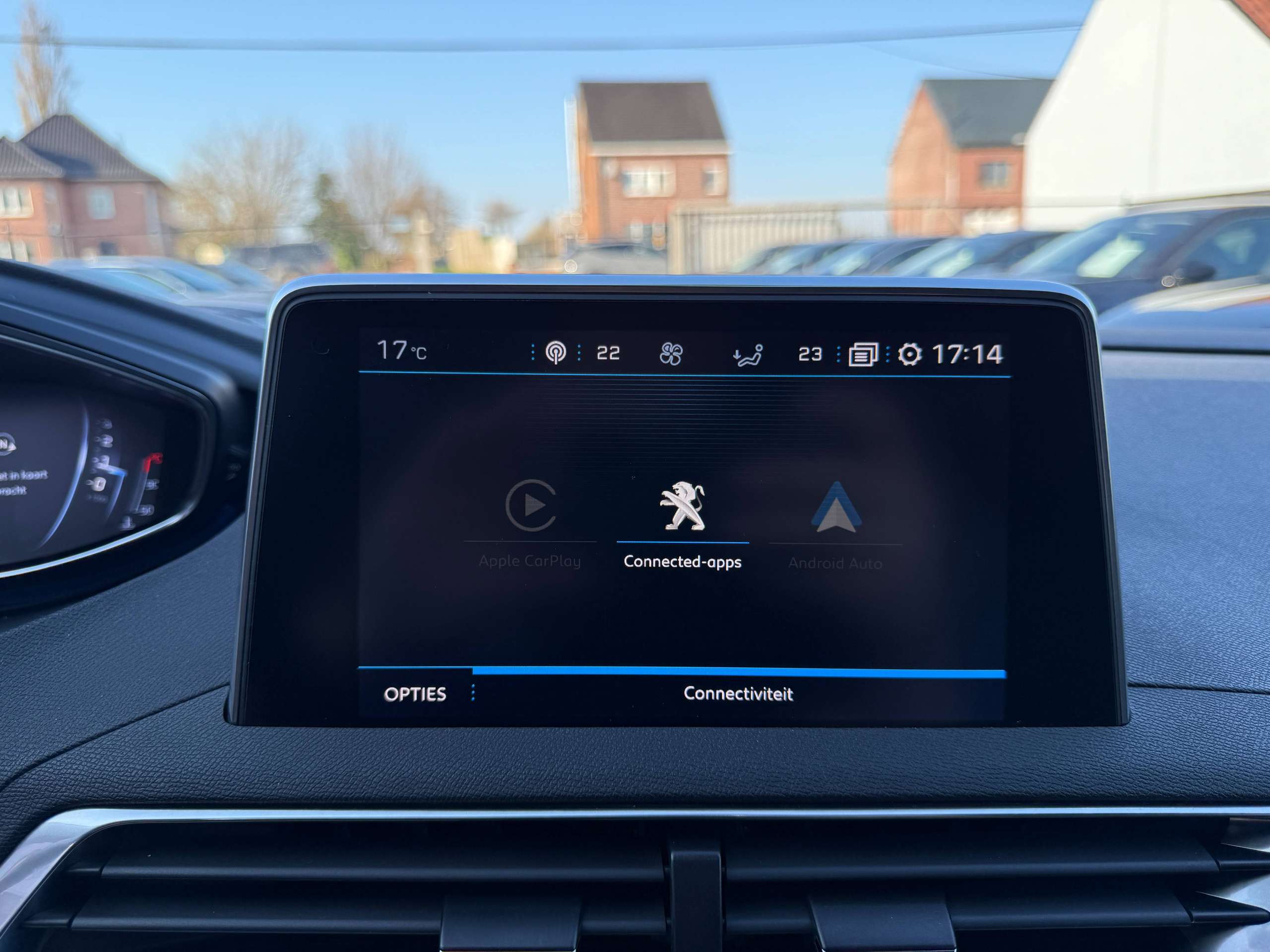 b7b1594c-fe40-462c-aa58-e3298ace2b5a23-peugeot-5008-1-2i-130pk-navigatie-leder-camera-carplay-dab-pdc.jpg