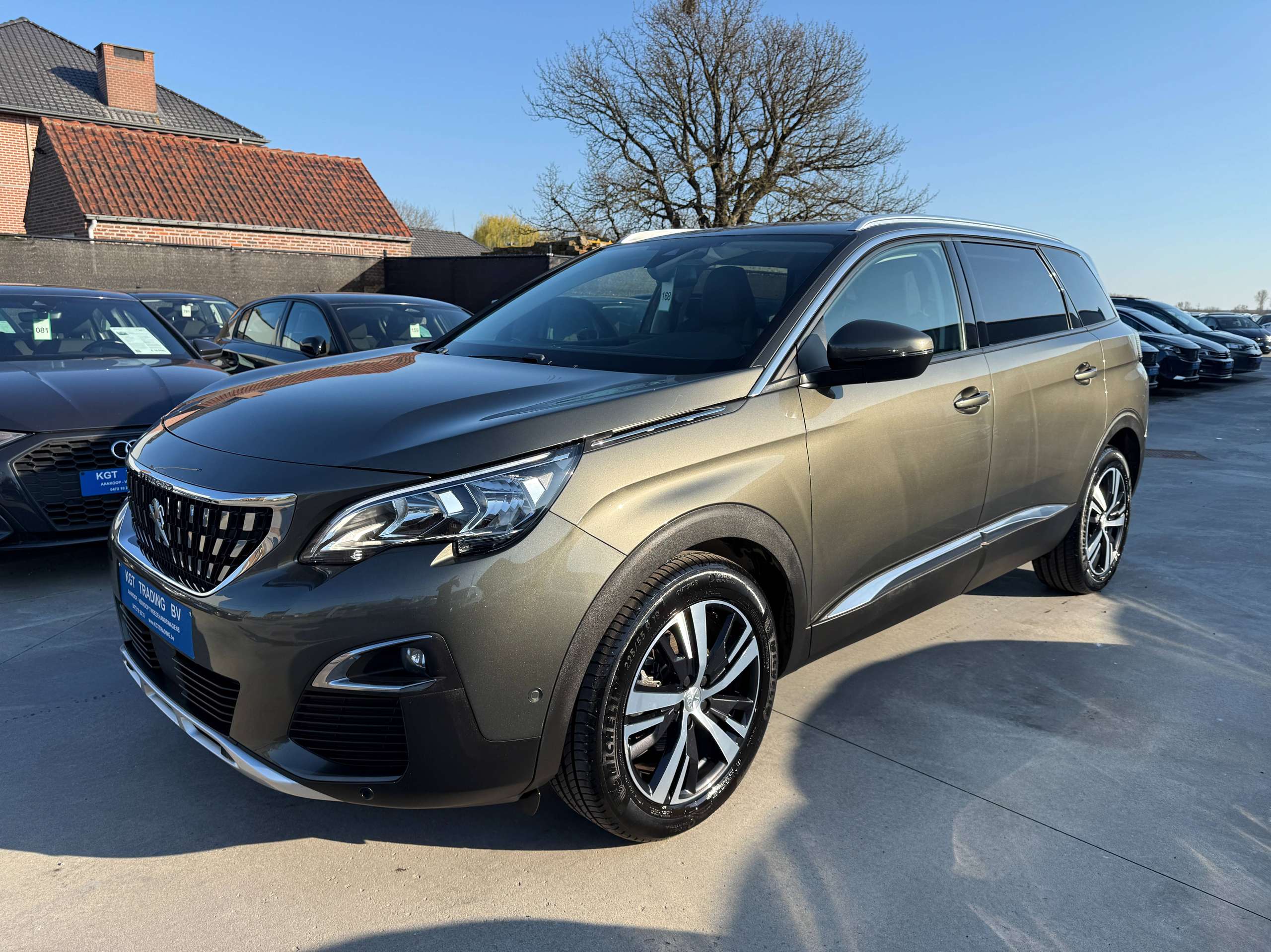 b7b1594c-fe40-462c-aa58-e3298ace2b5a9-peugeot-5008-1-2i-130pk-navigatie-leder-camera-carplay-dab-pdc.jpg
