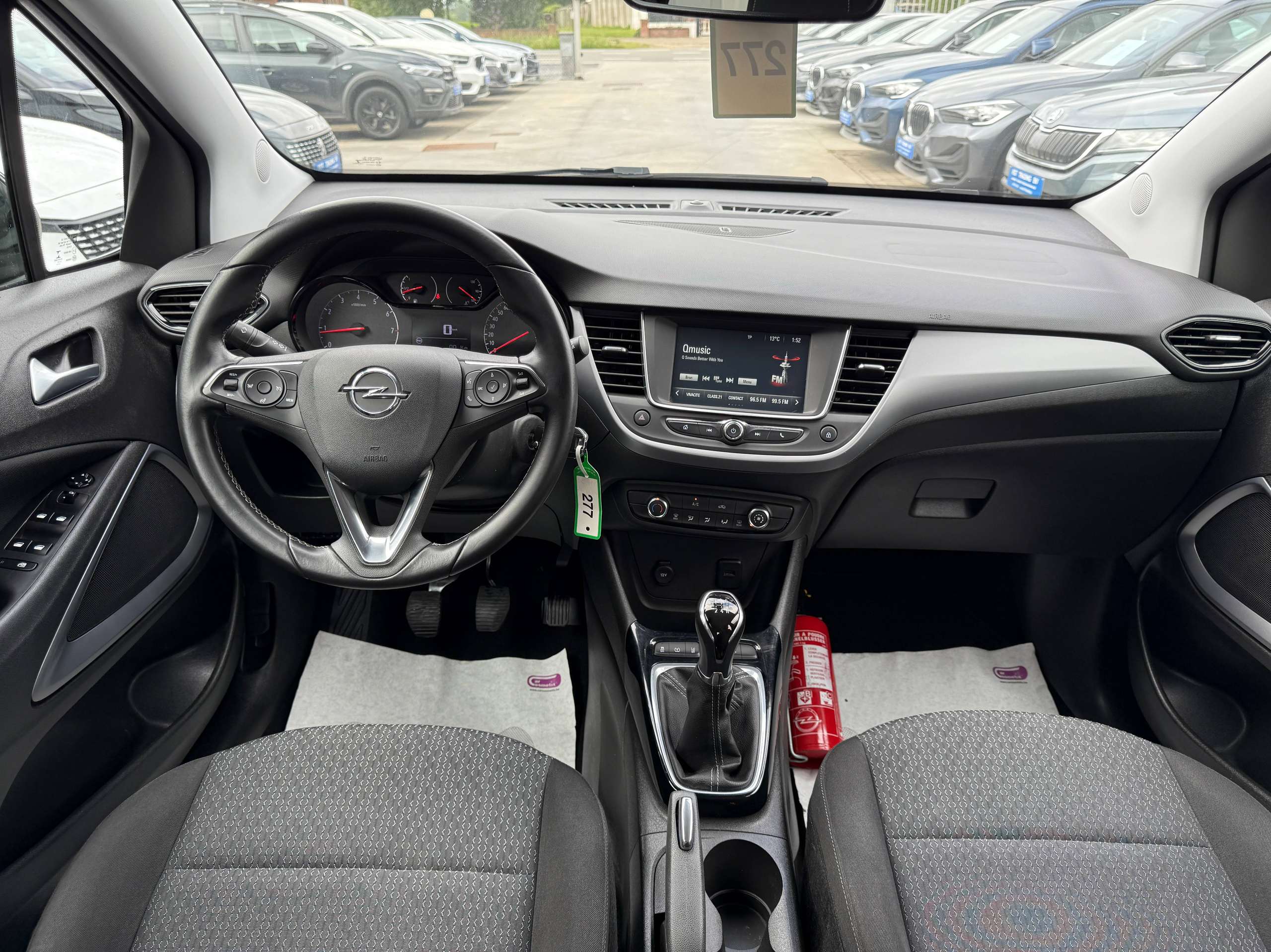 bdd86a45-5598-4882-99a1-6709aaf961ba29-opel-crossland-x-1-2i-carplay-bluetooth-parkeersensoren-led-alu-carpass.jpg