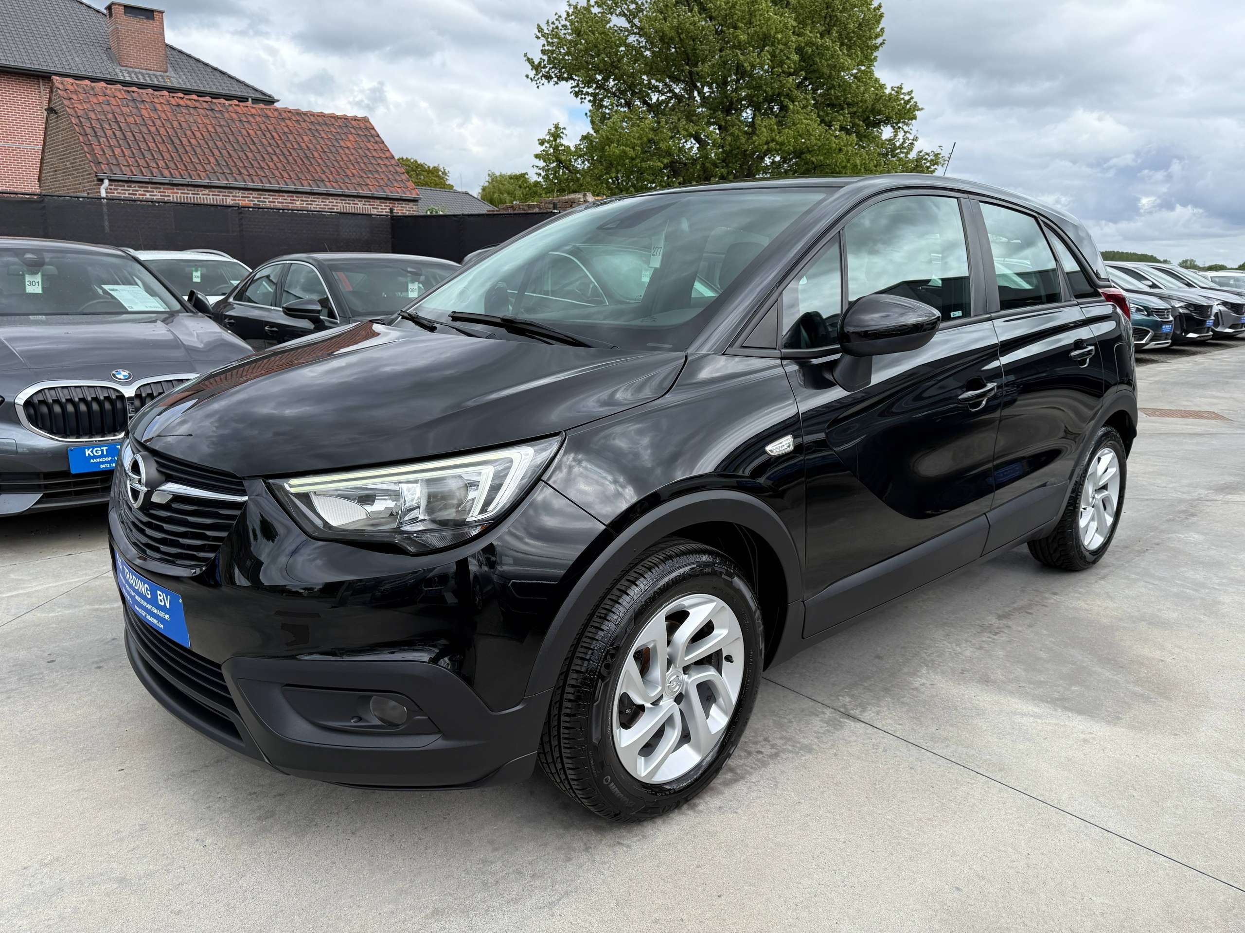 bdd86a45-5598-4882-99a1-6709aaf961ba9-opel-crossland-x-1-2i-carplay-bluetooth-parkeersensoren-led-alu-carpass.jpg