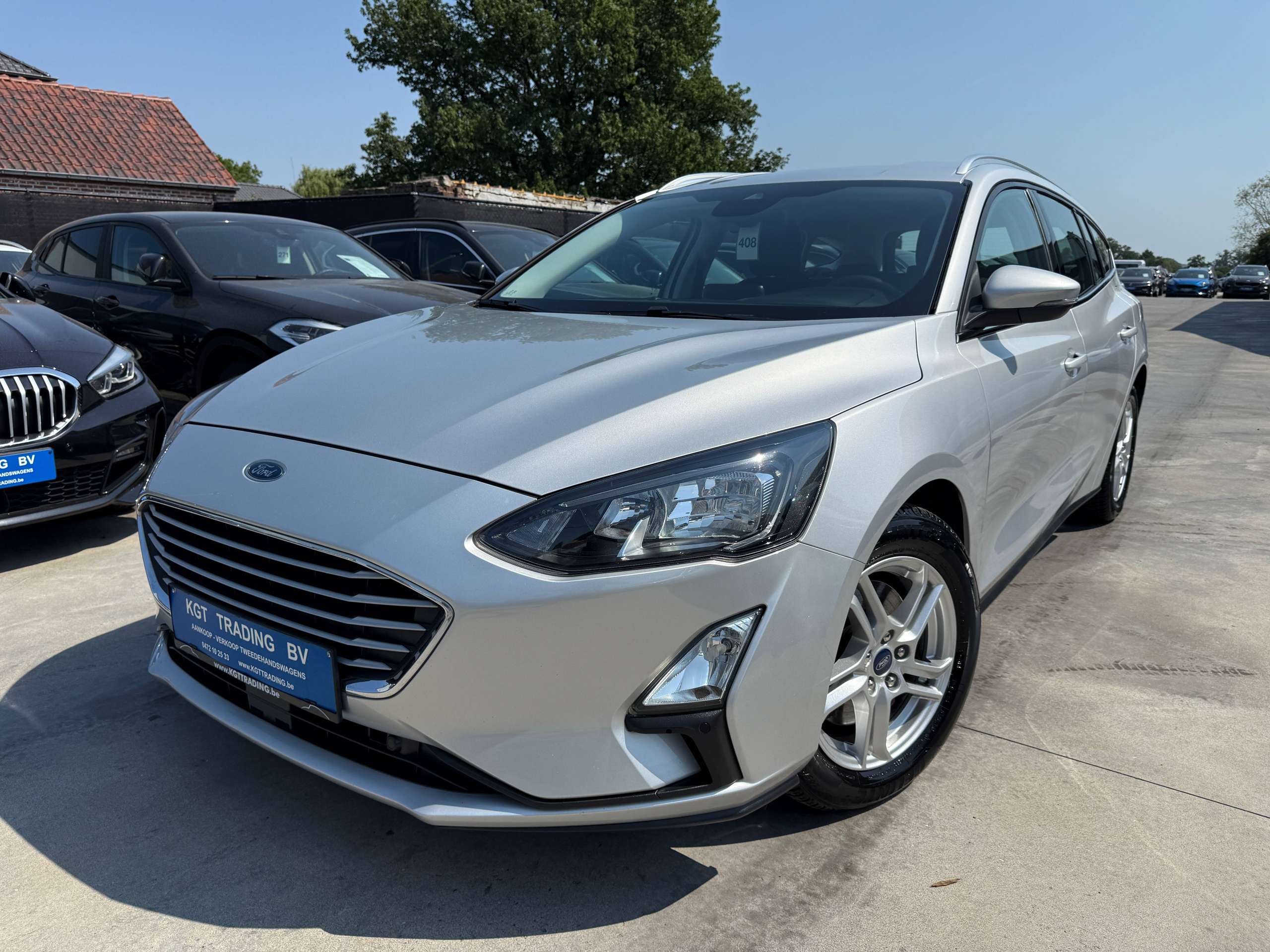 d06919b4-0e6d-495f-9154-bd53bf432e141-ford-focus-1-5-tdci-automaat-120pk-navigatie-zetelverwarming-trekhaak-pdc-led.jpg