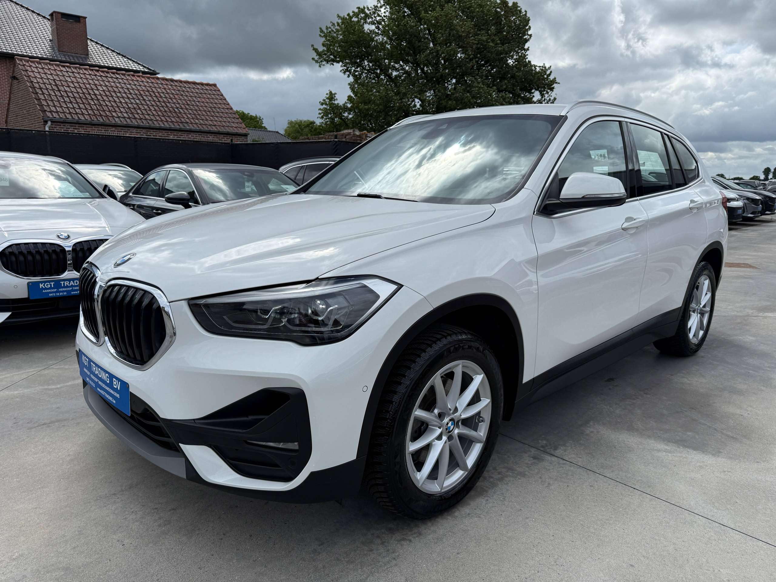 db7c884f-228d-482b-9b65-e608461f8f919-bmw-x1-1-5i-automaat-navigatie-prof-full-led-bluetooth-pdc-alu.jpg
