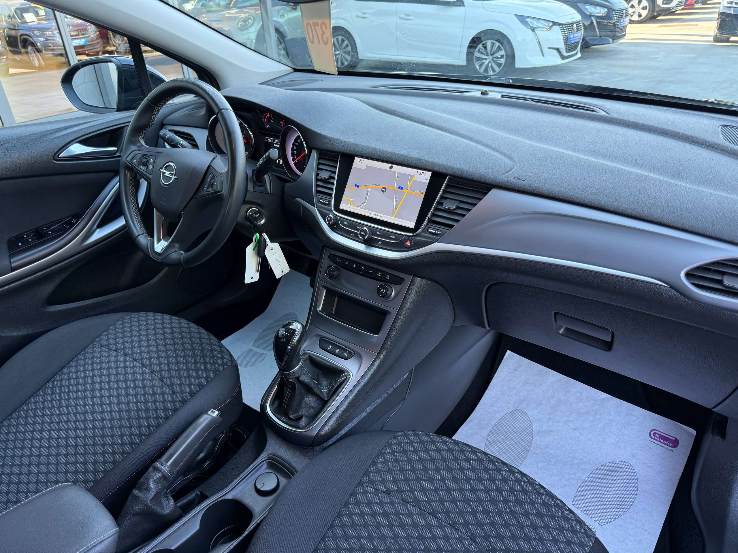 dd787c73-4d68-4092-9956-29271c608b1225-opel-astra-1-0i-105pk-tourer-navigatie-carplay-pdc-bluetooth-alu-carpass.jpg