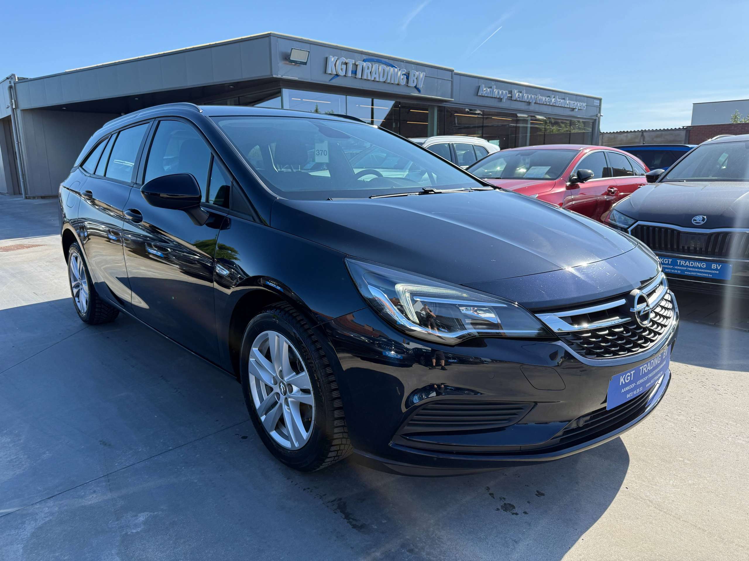 dd787c73-4d68-4092-9956-29271c608b123-opel-astra-1-0i-105pk-tourer-navigatie-carplay-pdc-bluetooth-alu-carpass.jpg