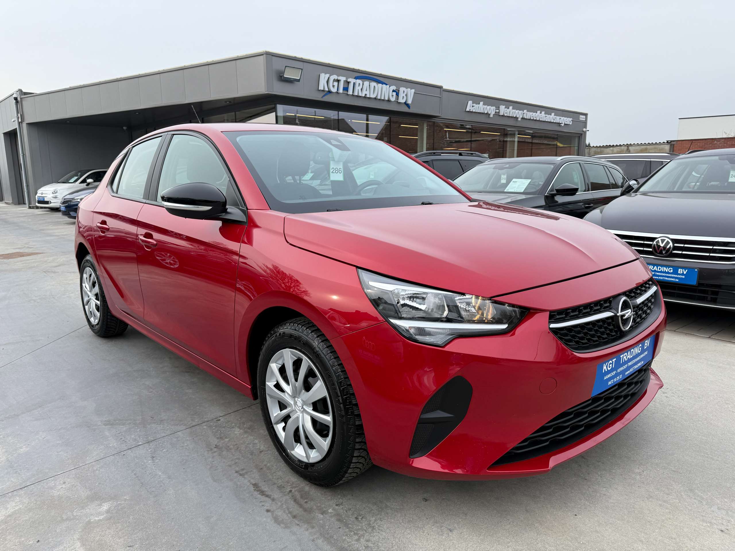 e3304633-bd4b-480b-a37a-04917c9ec0343-opel-corsa-1-2i-navigatie-carplay-camera-bluetooth-pdc-airco.jpg