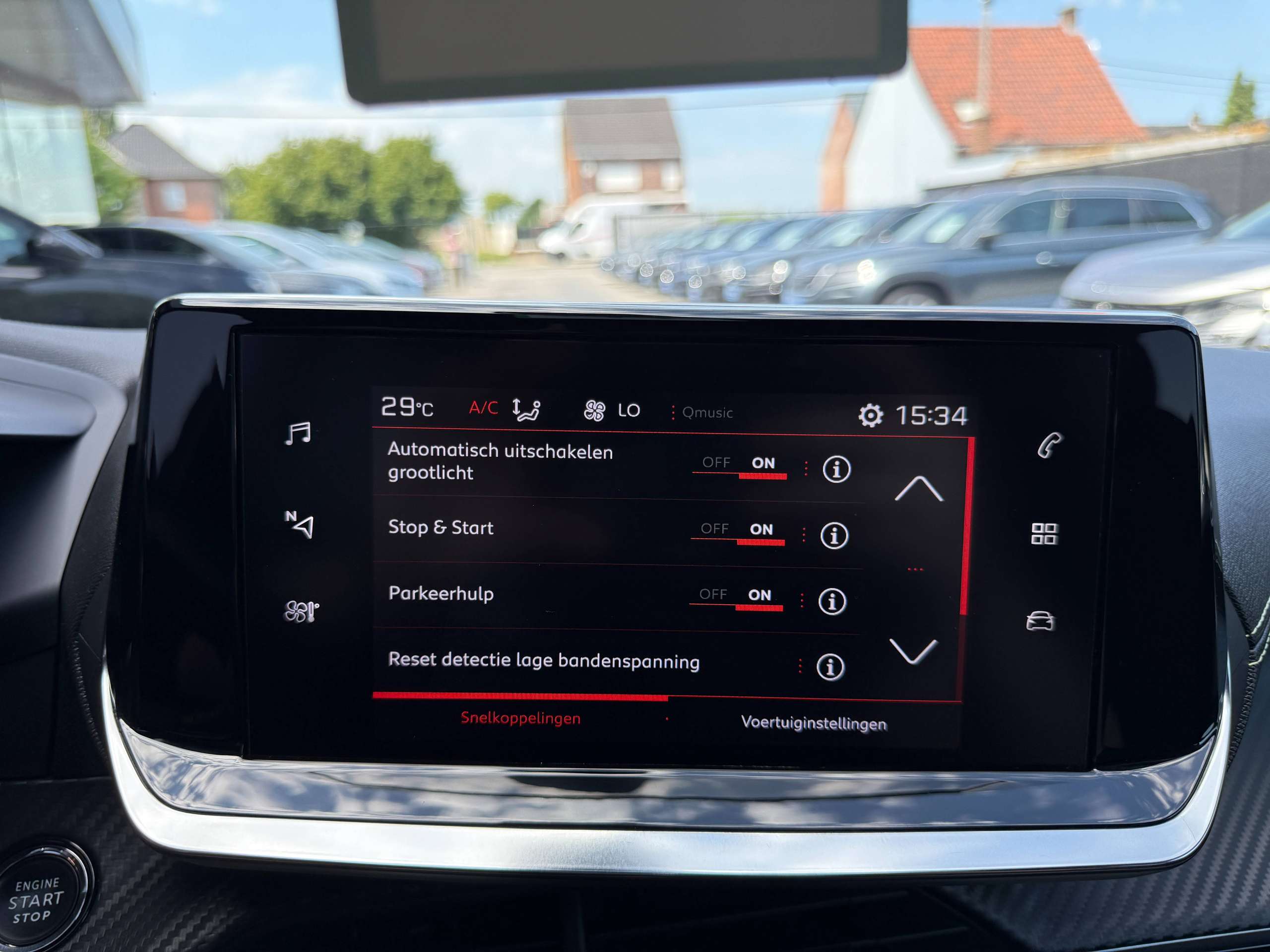 eb64bd93-ae06-48fc-8201-f6031e5645b123-peugeot-208-1-2i-101pk-gt-line-leder-virtual-camera-carplay-pdc-full-led-alu.jpg