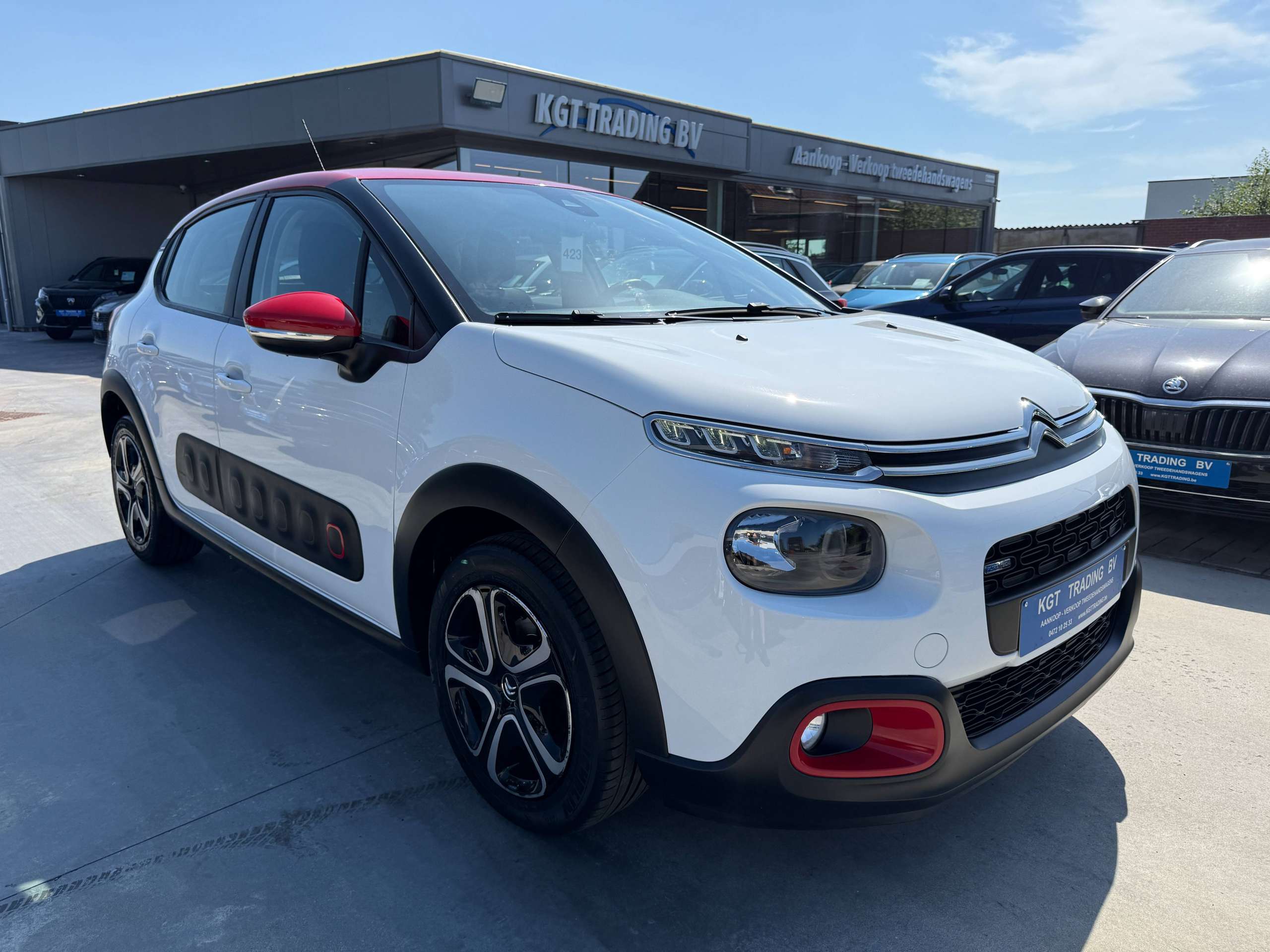 eff3cf91-eedd-44cb-81c7-2a07c7059d5f3-citroen-c3-1-2i-82pk-airbumps-bluetooth-parkeersensoren-airco-carpass.jpg