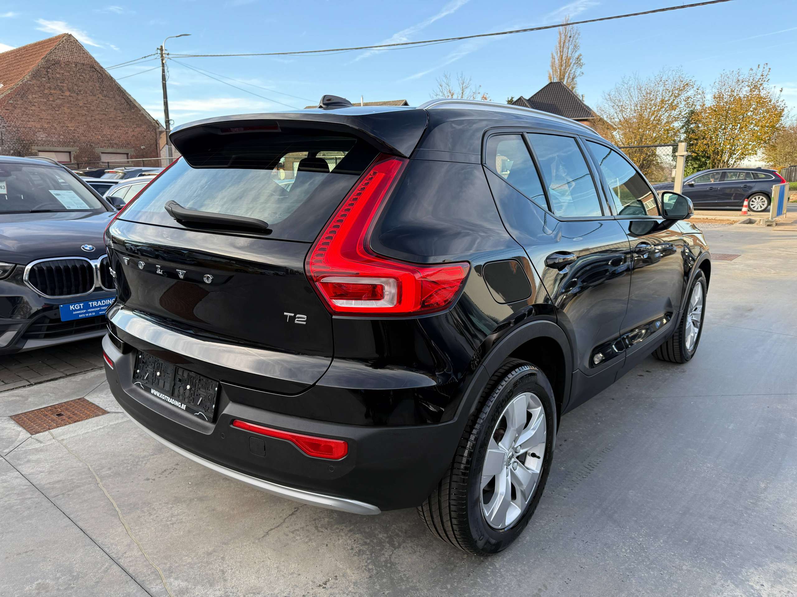 f7c2ce06-7304-449e-a348-ac0695046b325-volvo-xc40-1-5-t2-129pk-navigatie-camera-full-led-carplay-pdc.jpg