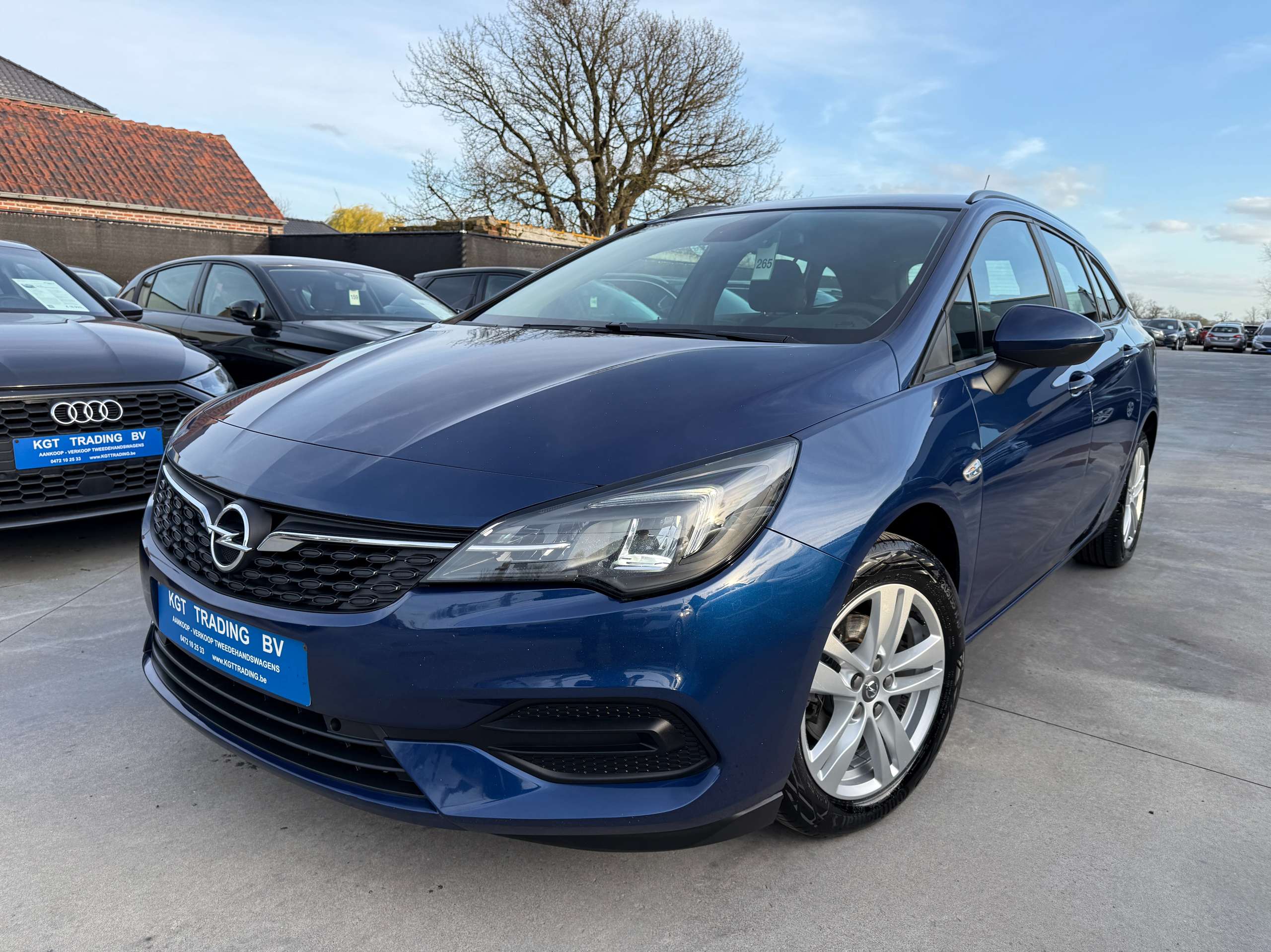 fe10b170-ddf5-45a8-8b8d-4abf096cd01b1-opel-astra-1-2i-tourer-navigatie-carplay-full-led-pdc-alu.jpg