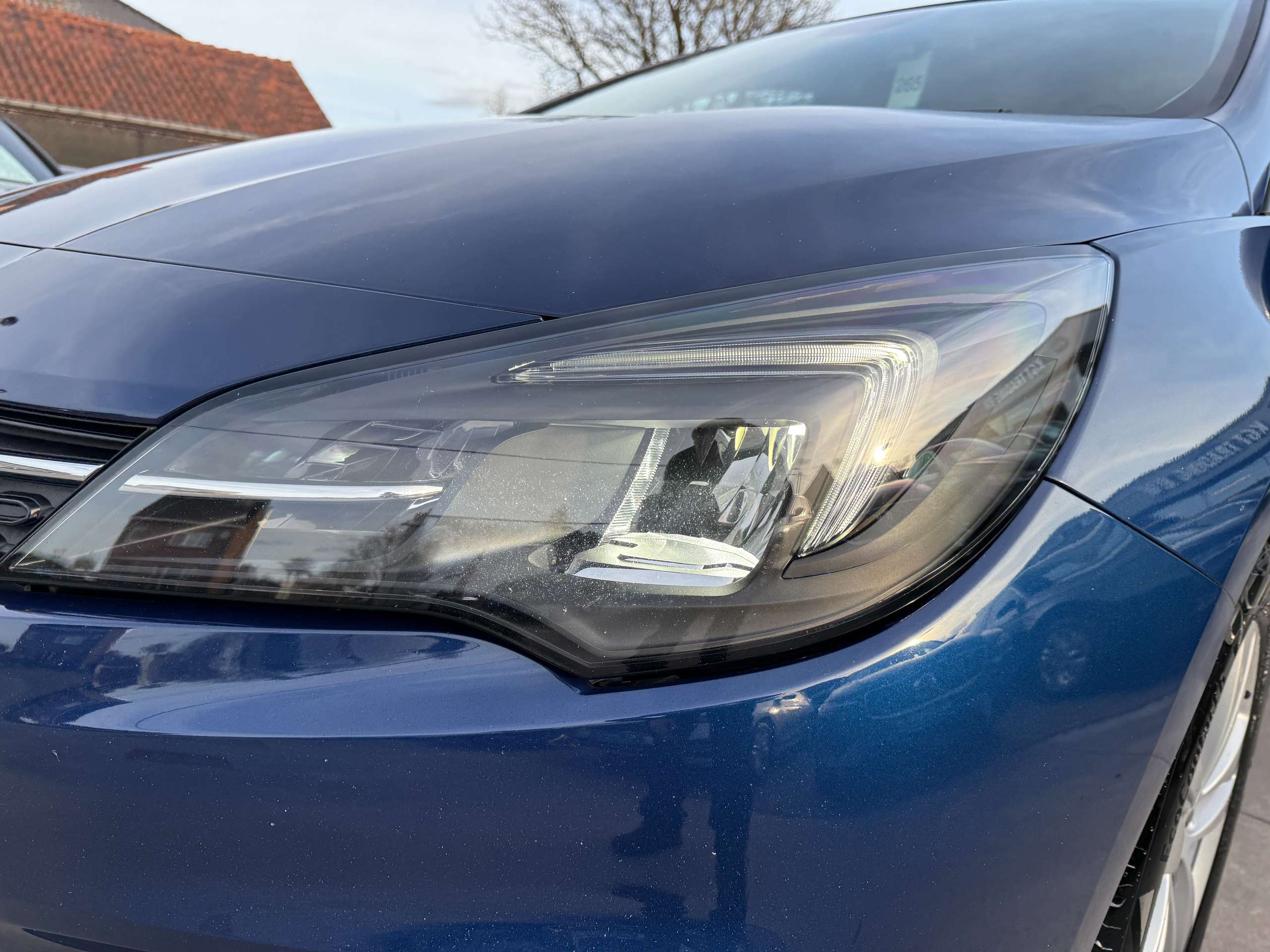 fe10b170-ddf5-45a8-8b8d-4abf096cd01b10-opel-astra-1-2i-tourer-navigatie-carplay-full-led-pdc-alu.jpg