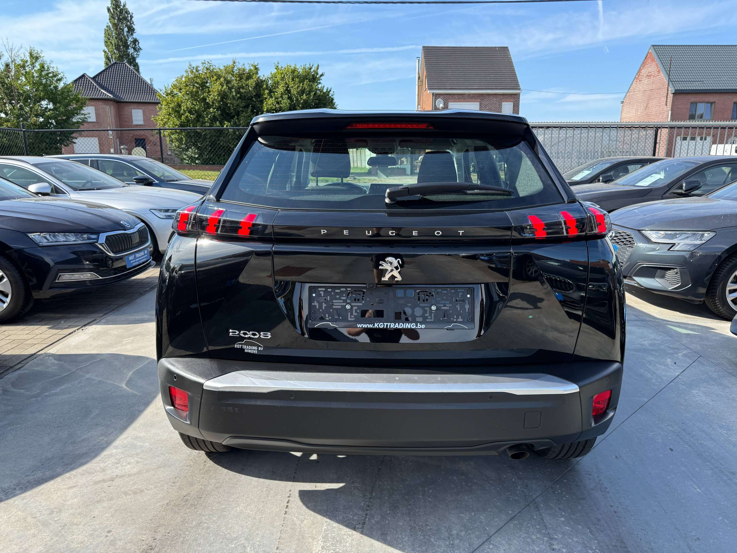 03631577-edec-4a60-86dc-f1f41cc4ebd86-peugeot-2008-1-2i-100pk-carplay-dab-camera-bluetooth-pdc-led-alu-carpass.jpg