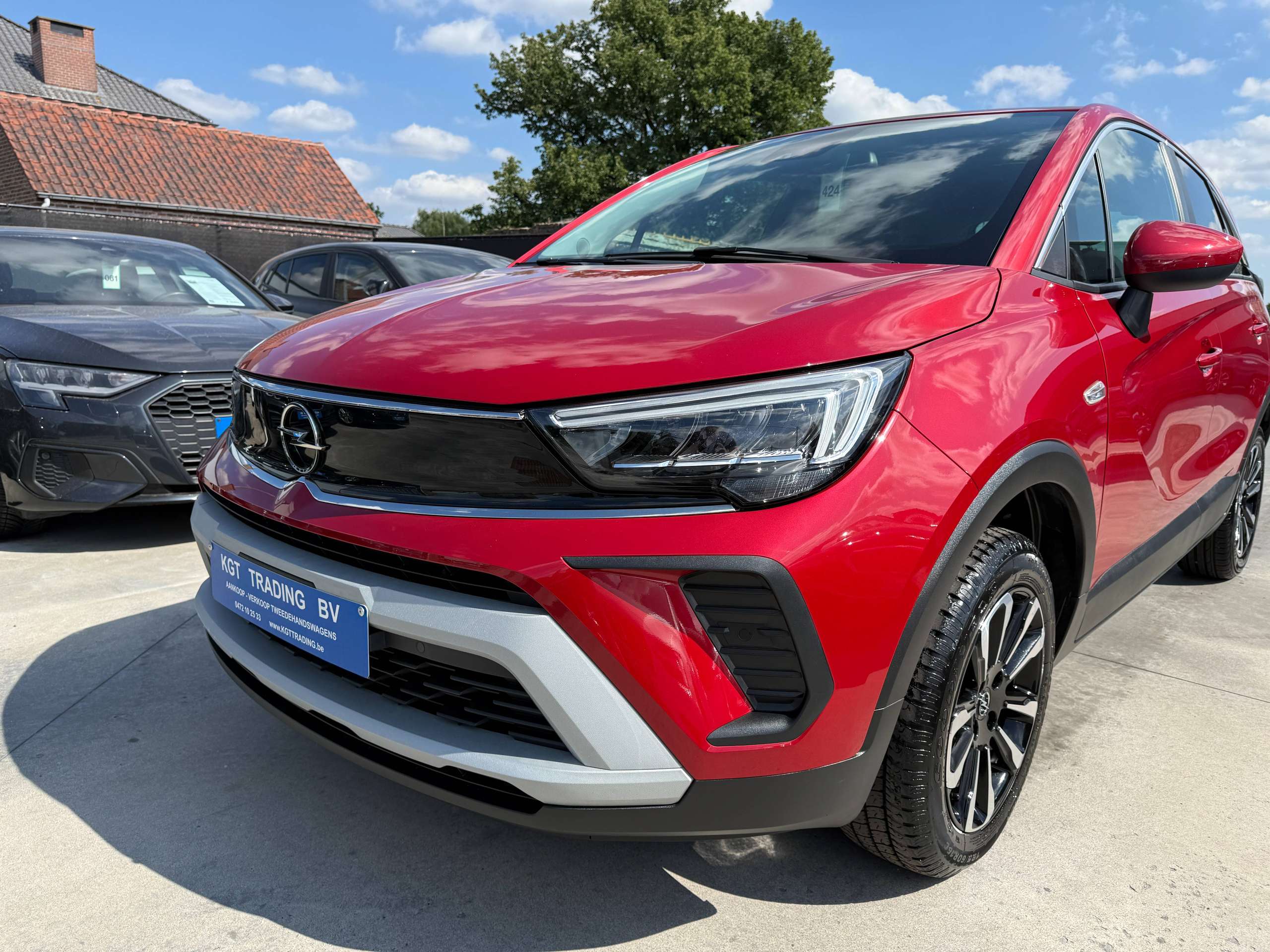105961f5-329b-414b-80f9-77bb8cbad55911-opel-crossland-1-2i-turbo-110pk-facelift-navigatie-leder-camera-full-led-carplay.jpg
