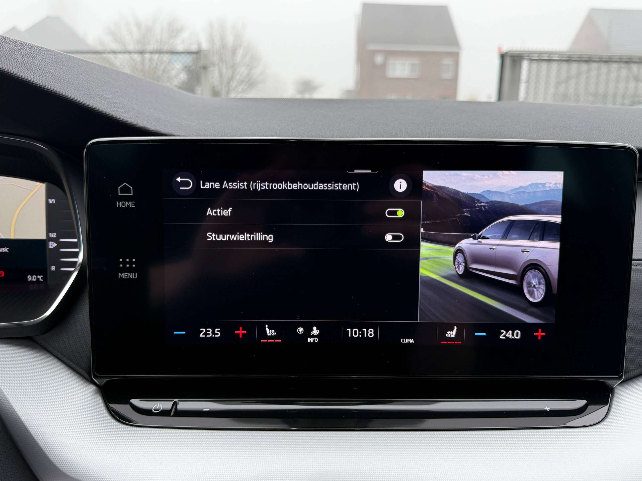 2a0992f4-d063-4c04-b441-5ada773a67a625-skoda-octavia-1-0-tsi-full-led-navi-carplay-dab-adaptieve-cruise.jpg