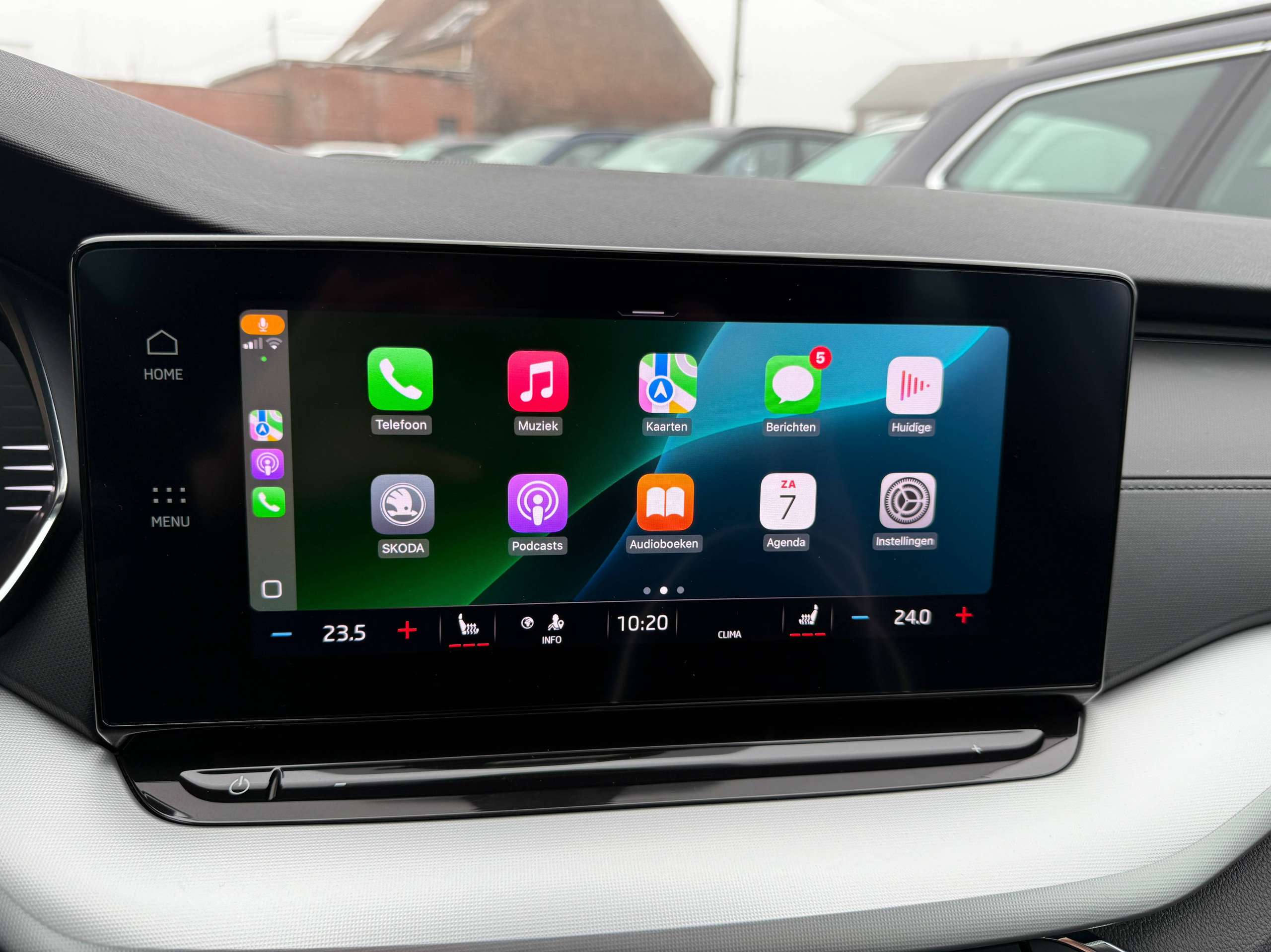 2a0992f4-d063-4c04-b441-5ada773a67a629-skoda-octavia-1-0-tsi-full-led-navi-carplay-dab-adaptieve-cruise.jpg