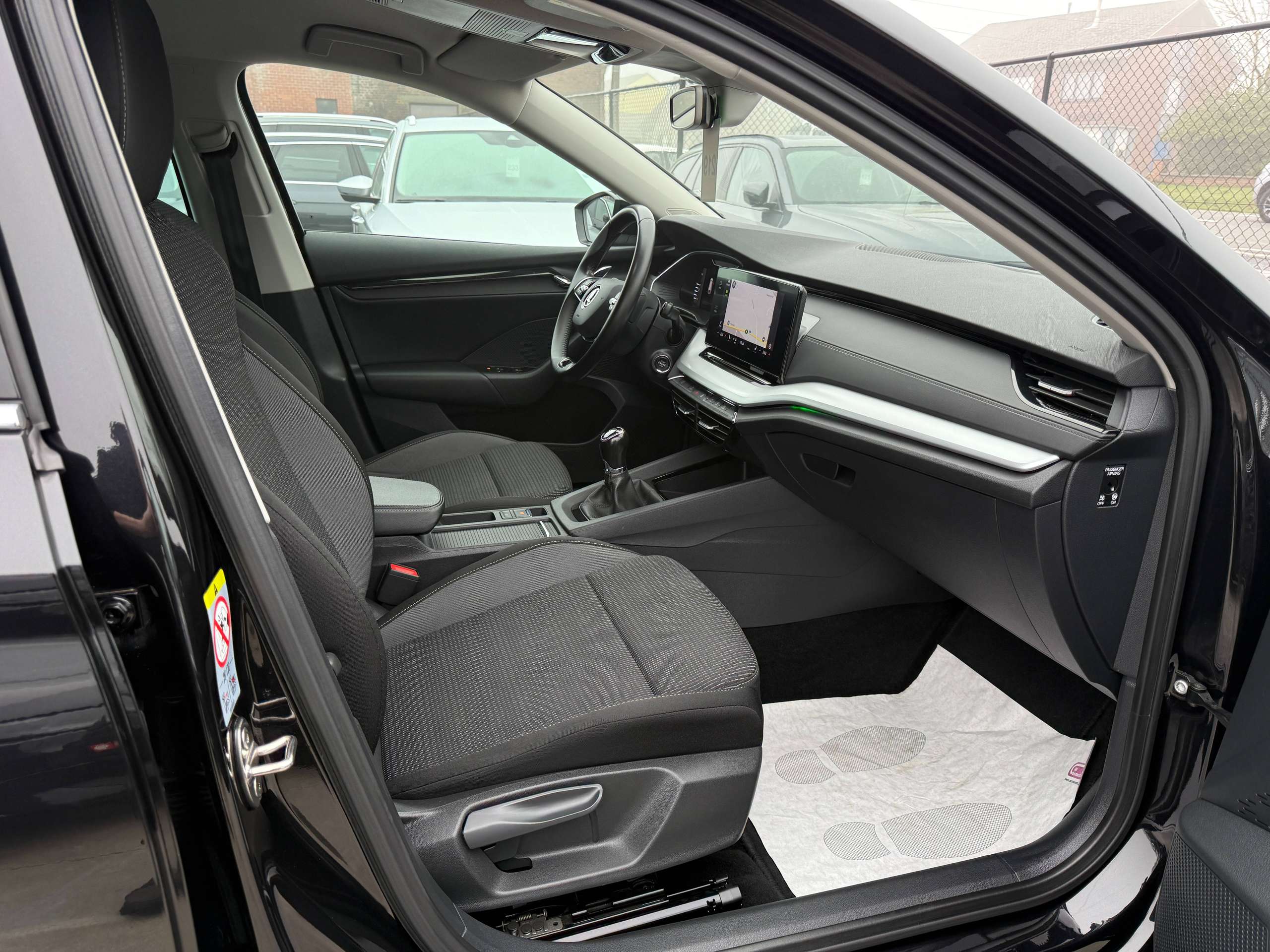 2a0992f4-d063-4c04-b441-5ada773a67a631-skoda-octavia-1-0-tsi-full-led-navi-carplay-dab-adaptieve-cruise.jpg