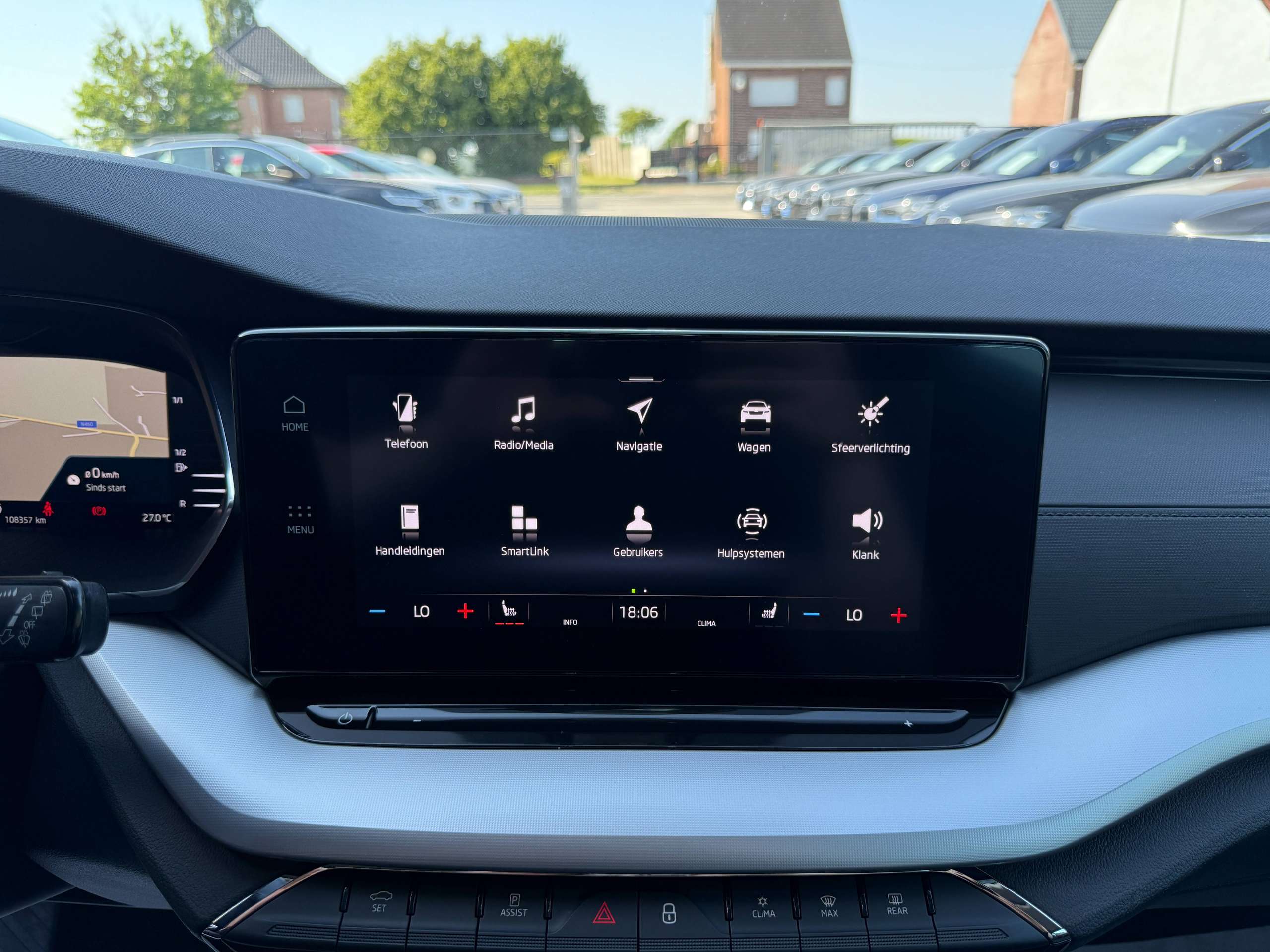 2df98772-b761-4648-991a-797dae47593322-skoda-octavia-1-0-tsi-dsg-automaat-break-navigatie-full-led-carplay-dab-bluetooth.jpg
