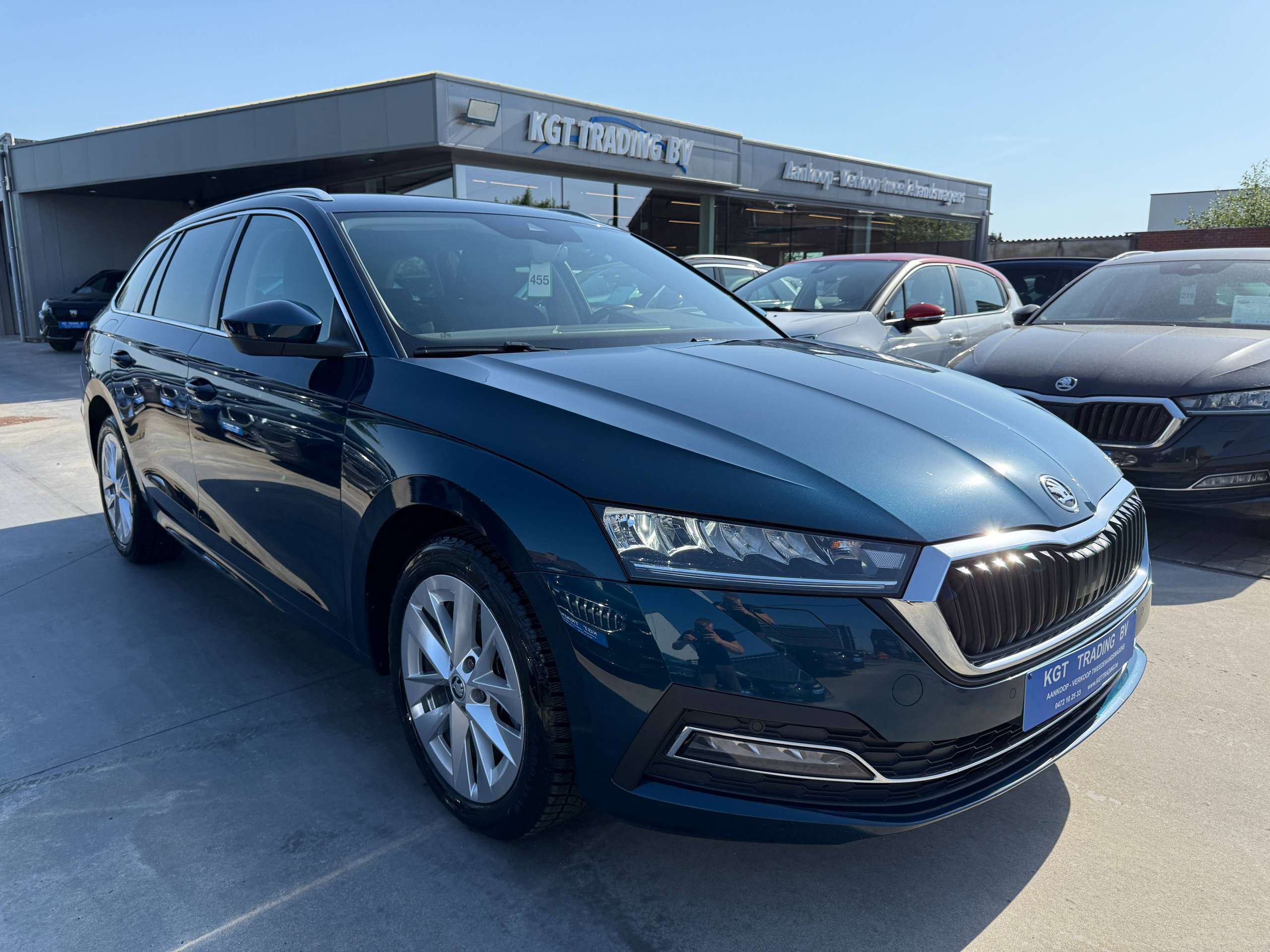 2df98772-b761-4648-991a-797dae4759333-skoda-octavia-1-0-tsi-dsg-automaat-break-navigatie-full-led-carplay-dab-bluetooth.jpg