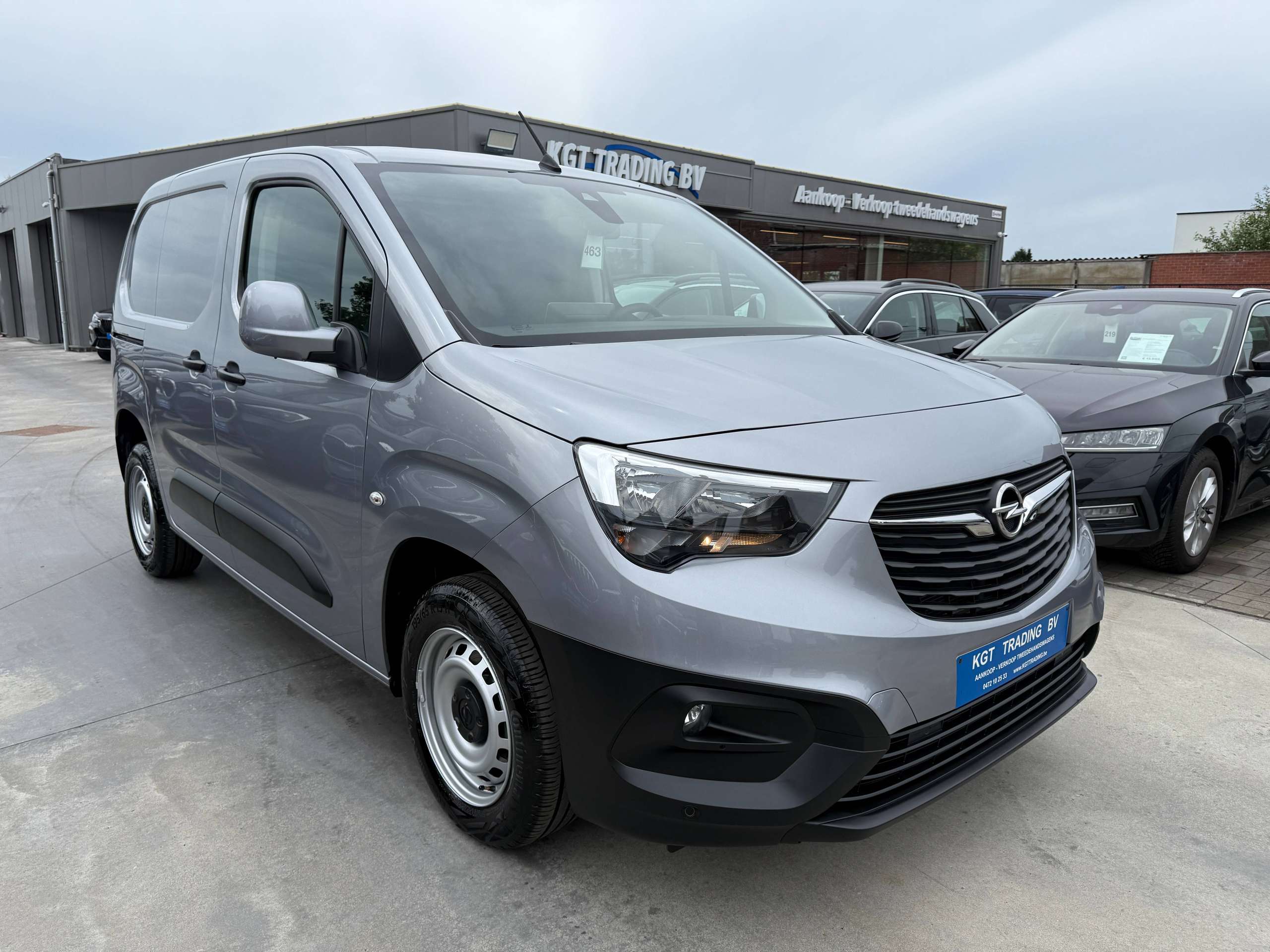 3083bbf3-760f-4b91-9aed-94c04dfa03df3-opel-combo-1-2i-110pk-lichte-vracht-navigatie-carplay-pdc-airco-bluetooth.jpg