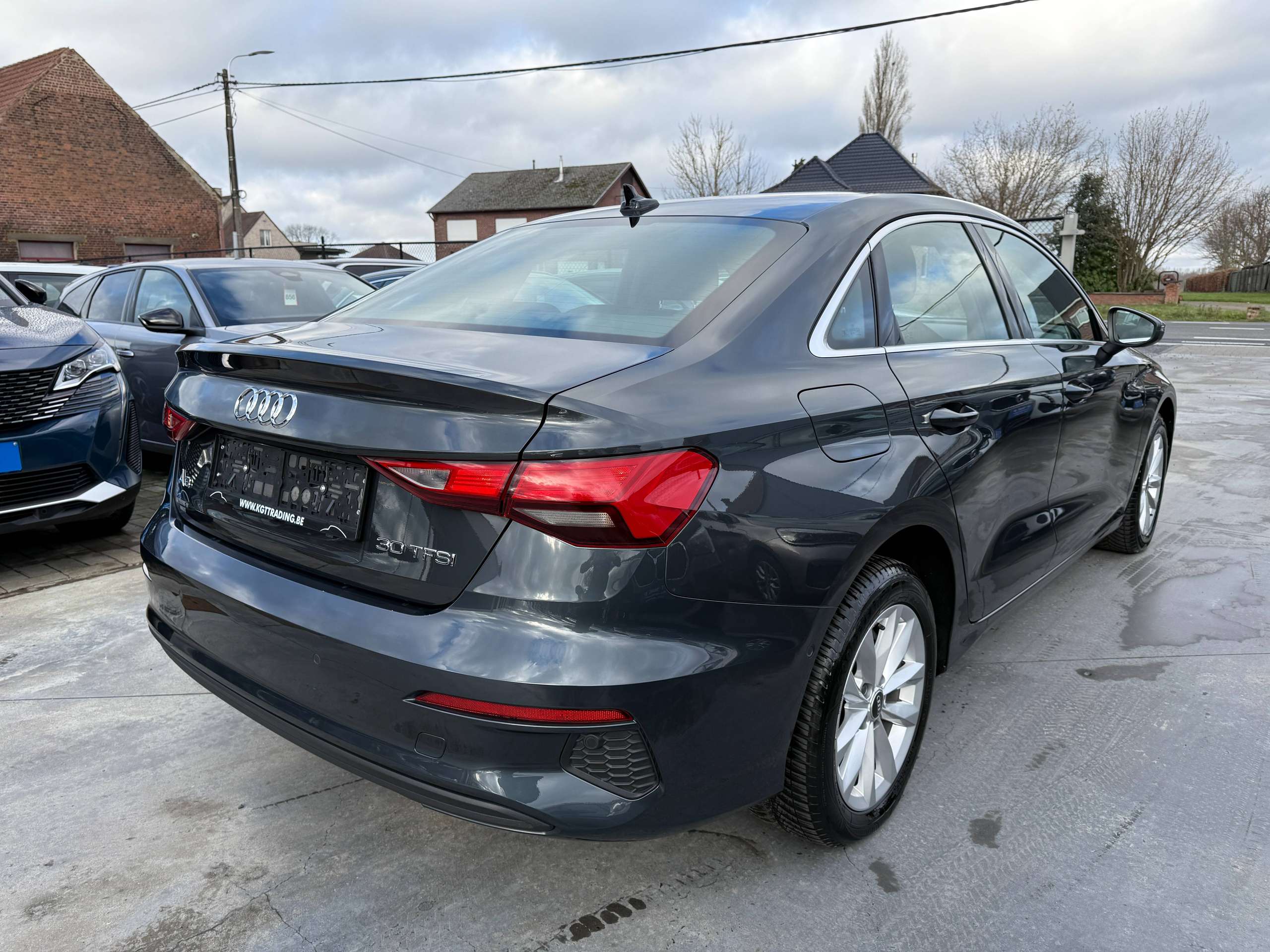 32652fb4-bfbf-4e76-b6b2-6b10ac8b82765-audi-a3-30-tfsi-berline-automaat-full-led-navi-carplay-alu.jpg