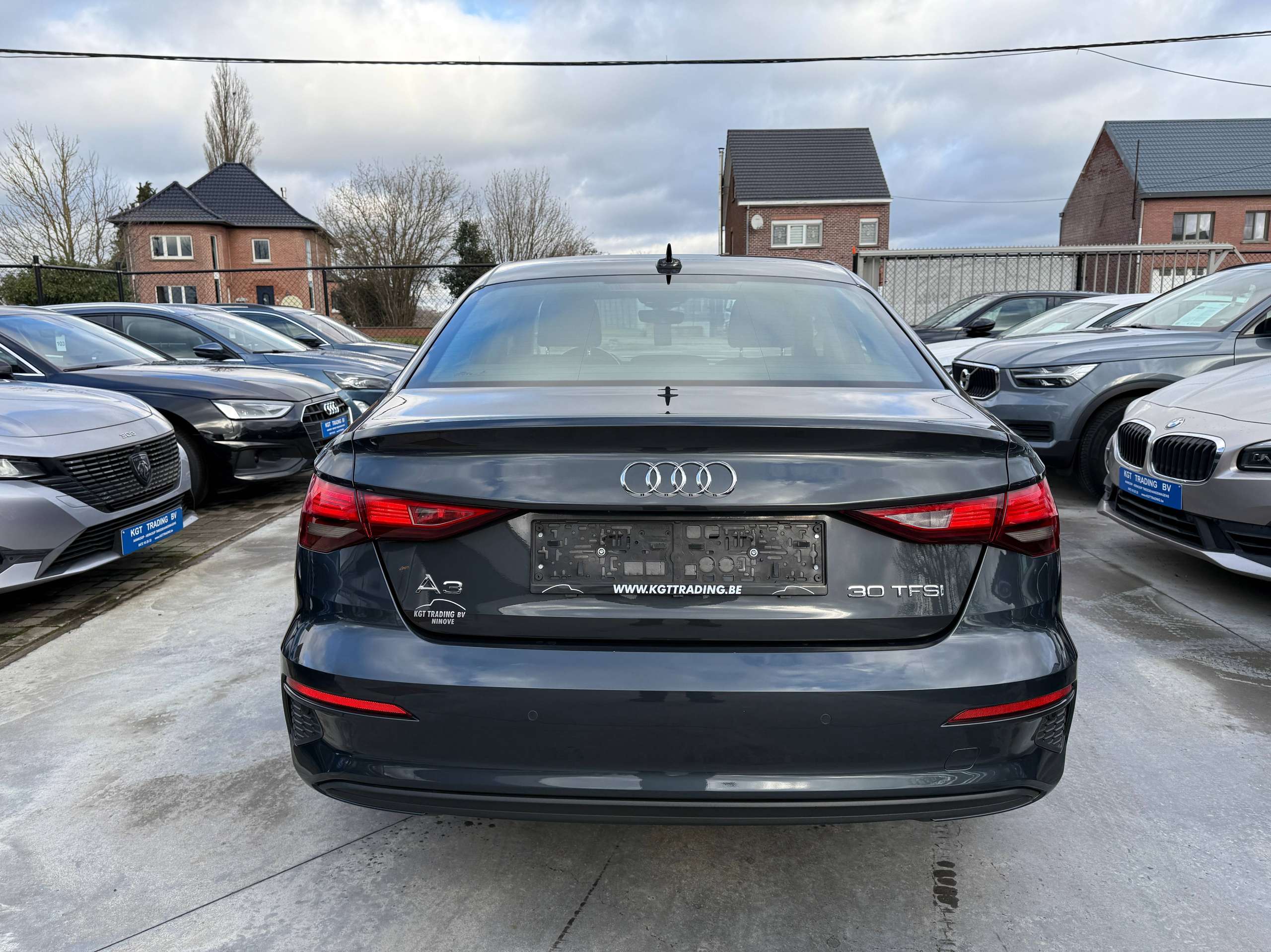 32652fb4-bfbf-4e76-b6b2-6b10ac8b82766-audi-a3-30-tfsi-berline-automaat-full-led-navi-carplay-alu.jpg
