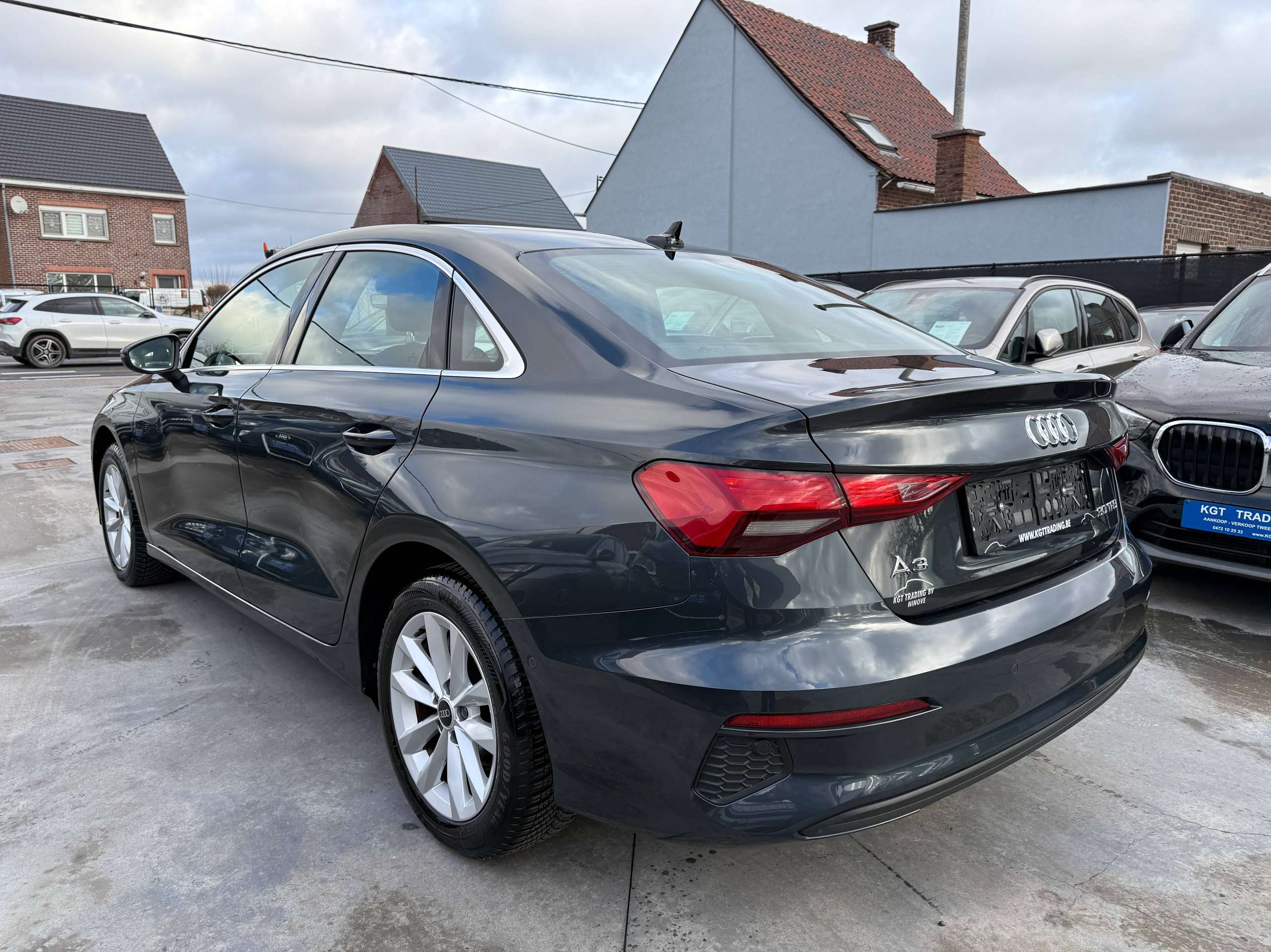 32652fb4-bfbf-4e76-b6b2-6b10ac8b82767-audi-a3-30-tfsi-berline-automaat-full-led-navi-carplay-alu.jpg