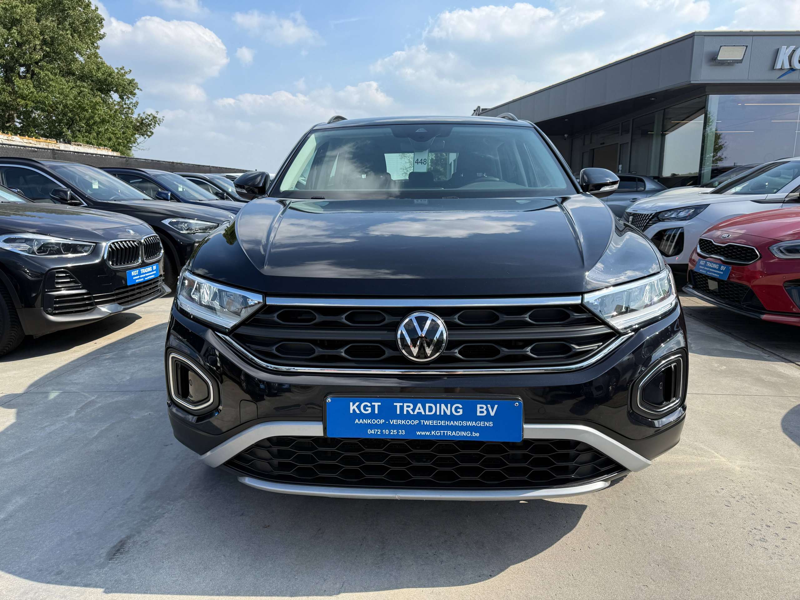 3e29aefb-31e6-4448-814b-1287b50f82db2-volkswagen-t-roc-1-0-tsi-virtual-camera-navigatie-full-led-carplay-dab-bluetooth-pdc.jpg