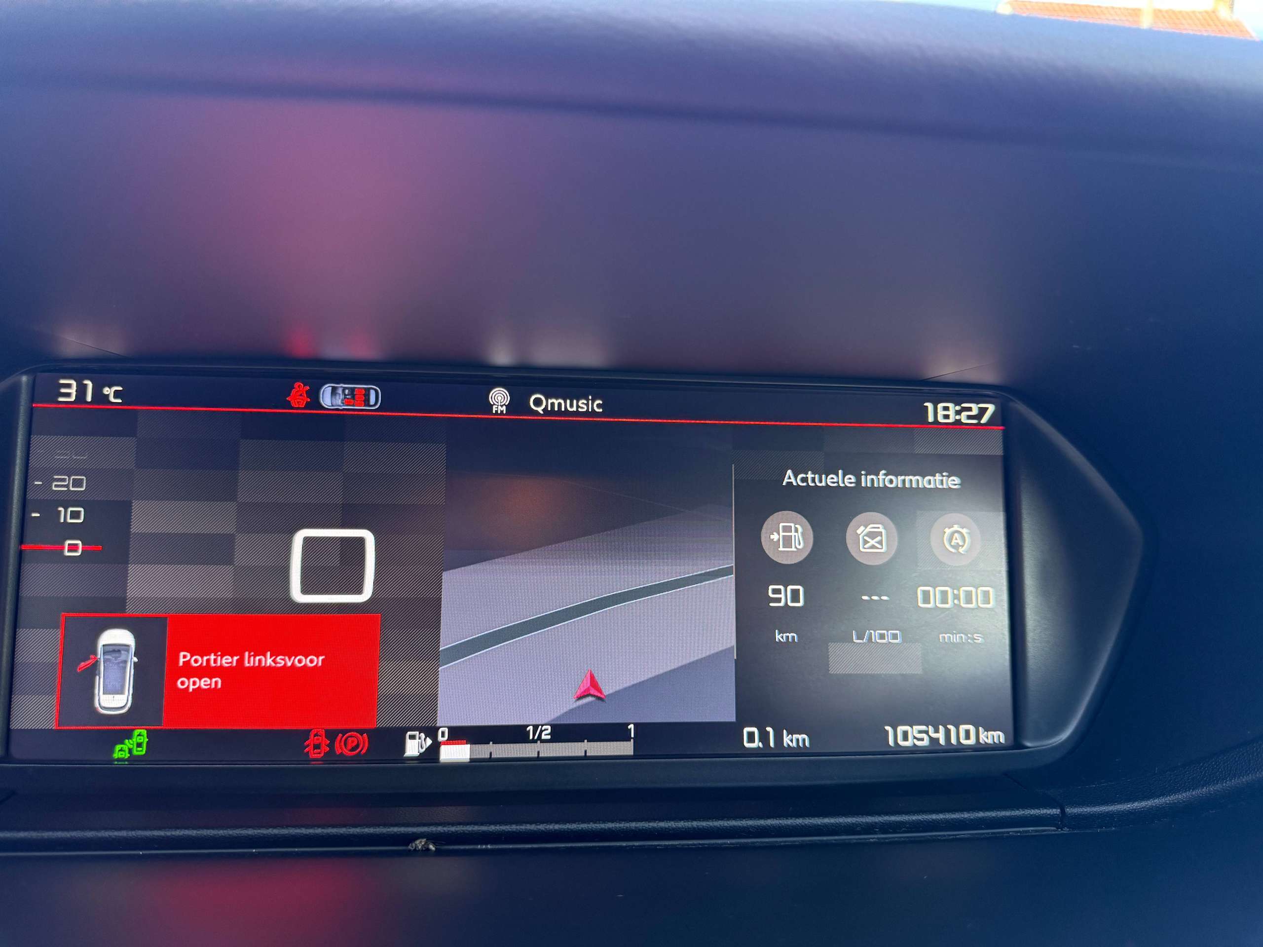 73fdca91-3b8d-44a5-9d03-fb83e75553dc17-citroen-c4-spacetourer-1-2i-130pk-navigatie-carplay-led-camera-dode-hoek-pdc-bluetooth.jpg