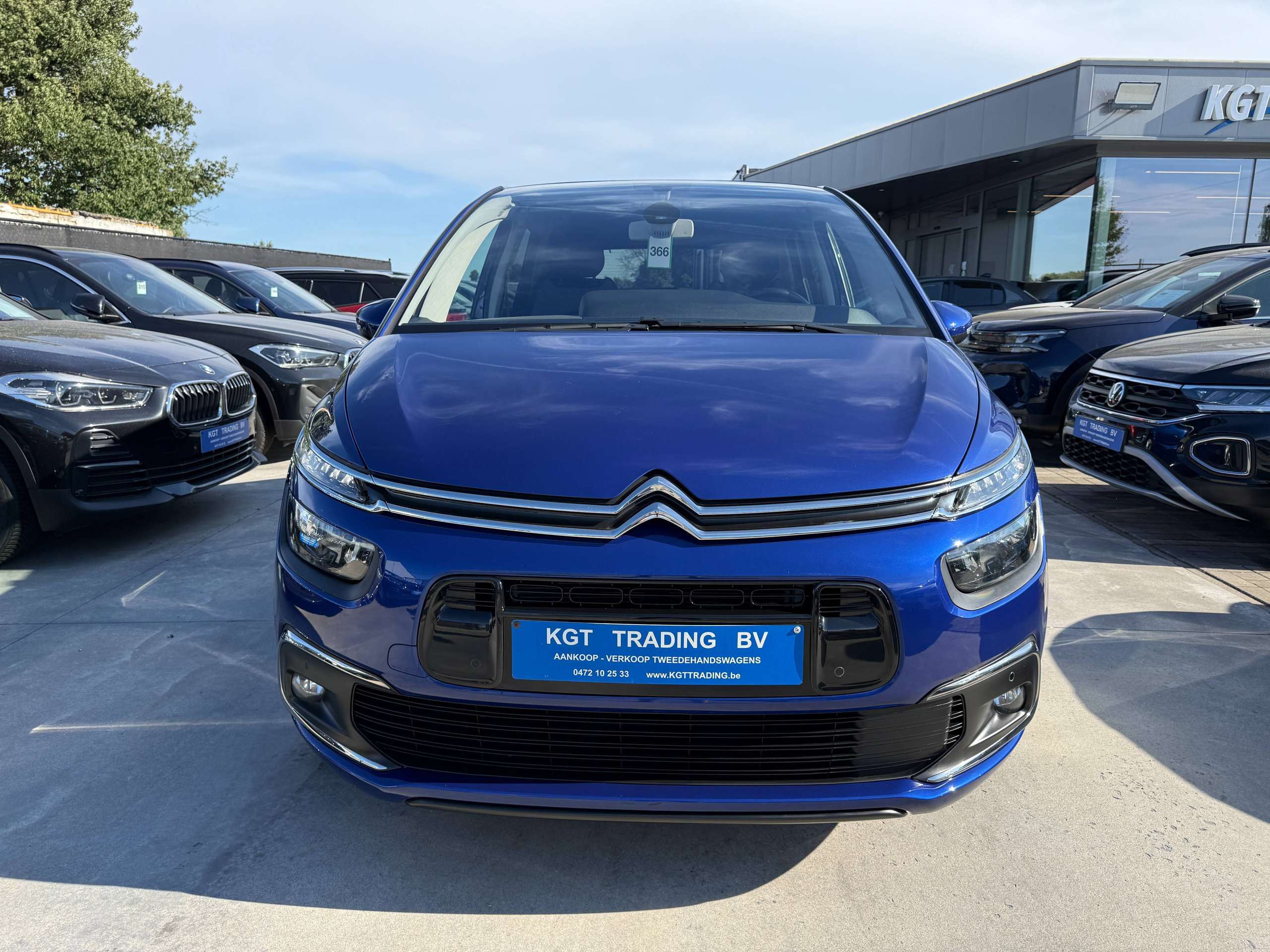 73fdca91-3b8d-44a5-9d03-fb83e75553dc2-citroen-c4-spacetourer-1-2i-130pk-navigatie-carplay-led-camera-dode-hoek-pdc-bluetooth.jpg
