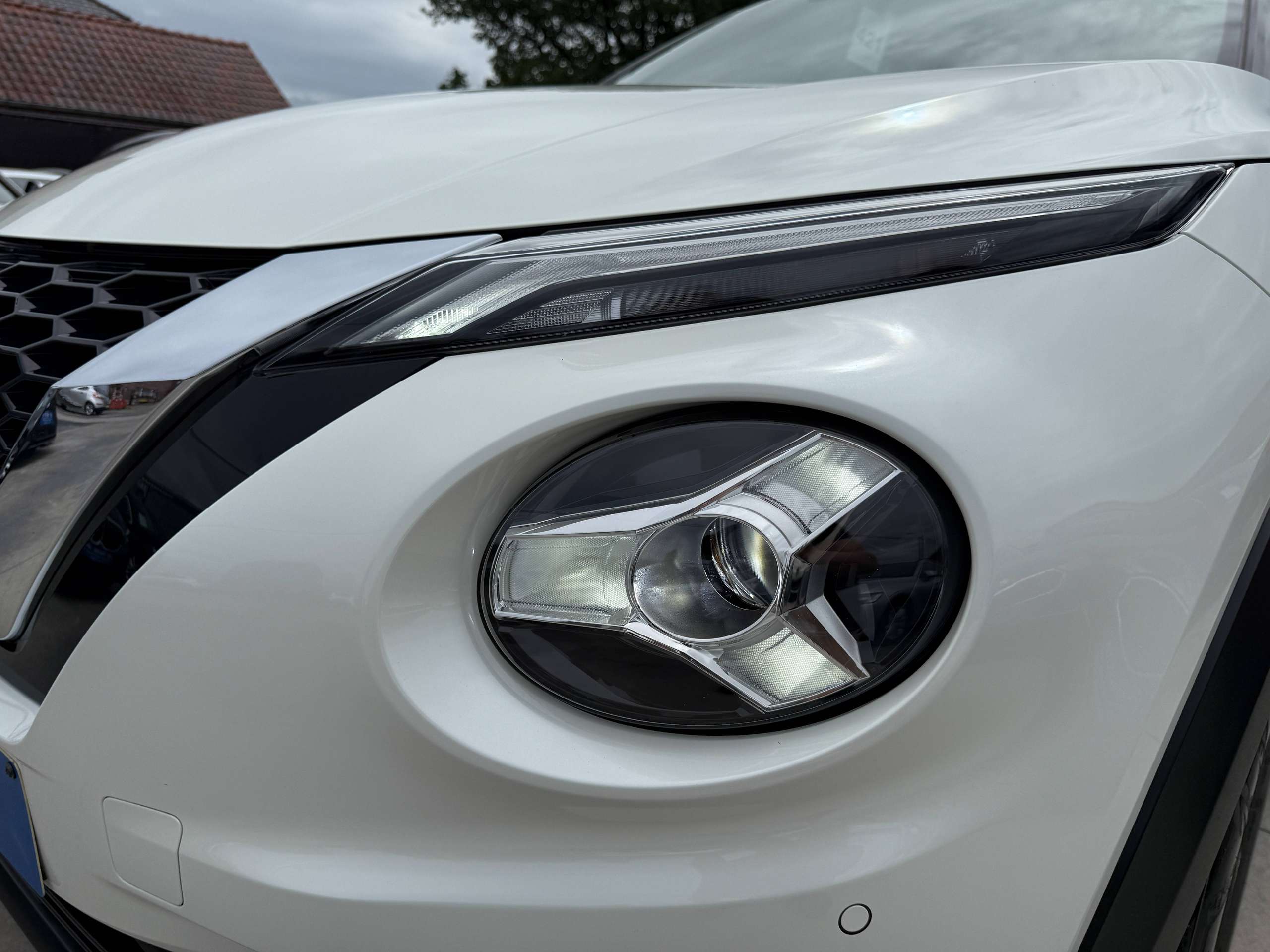 acea4a9f-97f1-4b5b-a63c-6b3274f904b910-nissan-juke-1-0i-full-led-navigatie-leder-camera-carplay-alu-bluetooth.jpg
