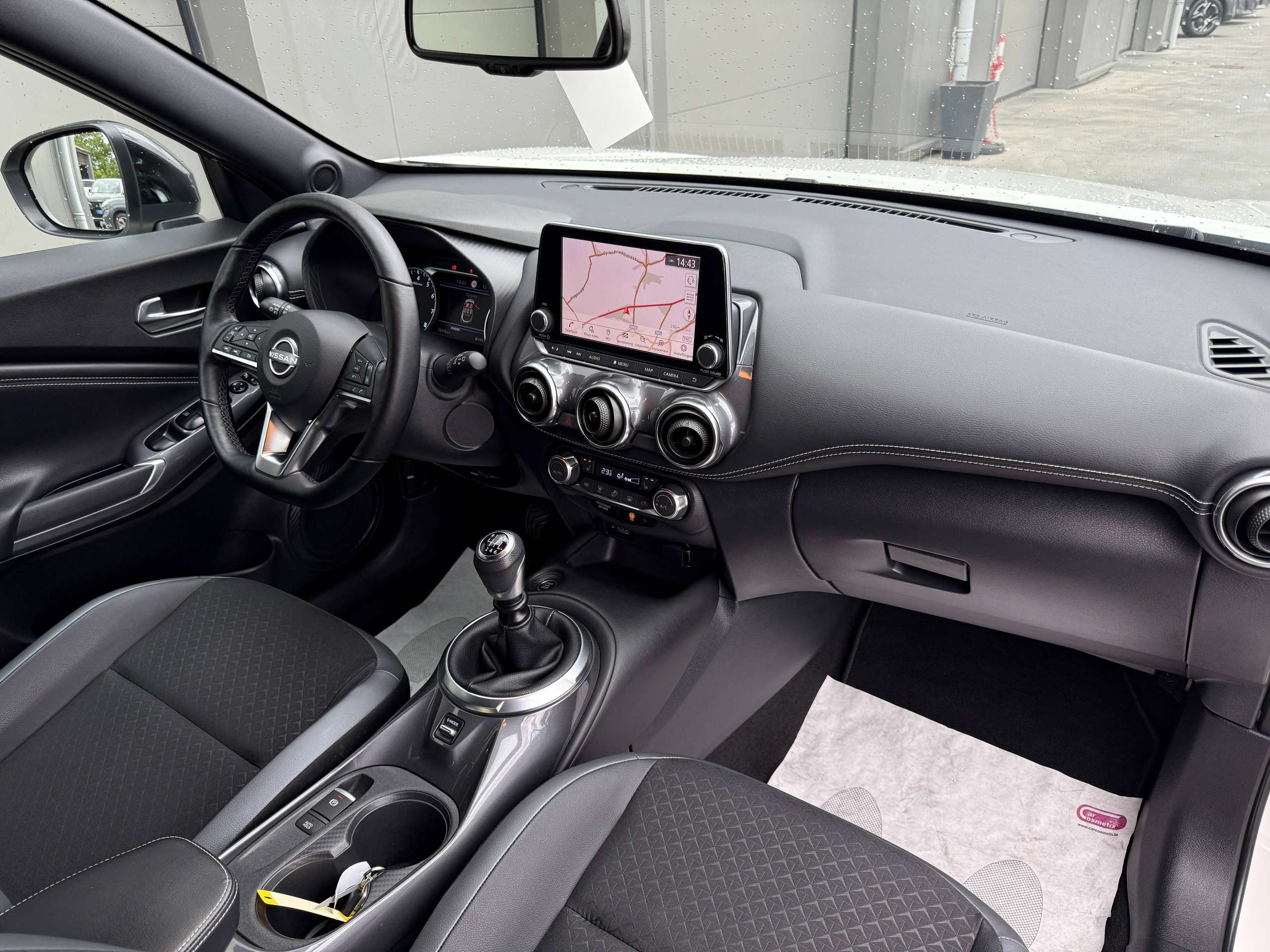 acea4a9f-97f1-4b5b-a63c-6b3274f904b927-nissan-juke-1-0i-full-led-navigatie-leder-camera-carplay-alu-bluetooth.jpg