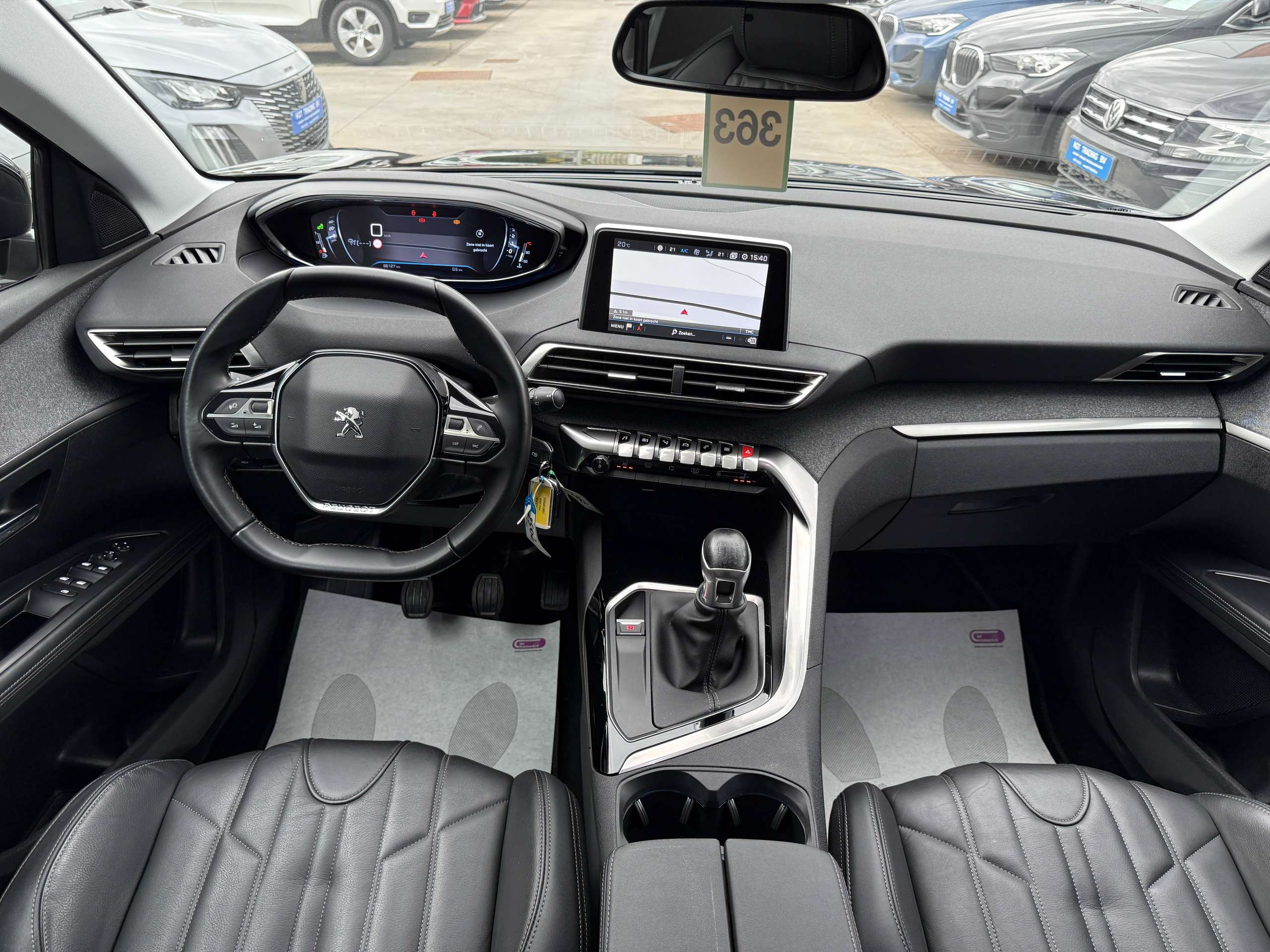 c31237df-a8a5-4fa8-9455-76dca8ff70f332-peugeot-5008-1-2i-7-zetels-navigatie-zwart-leder-camera-carplay-pdc-led.jpg