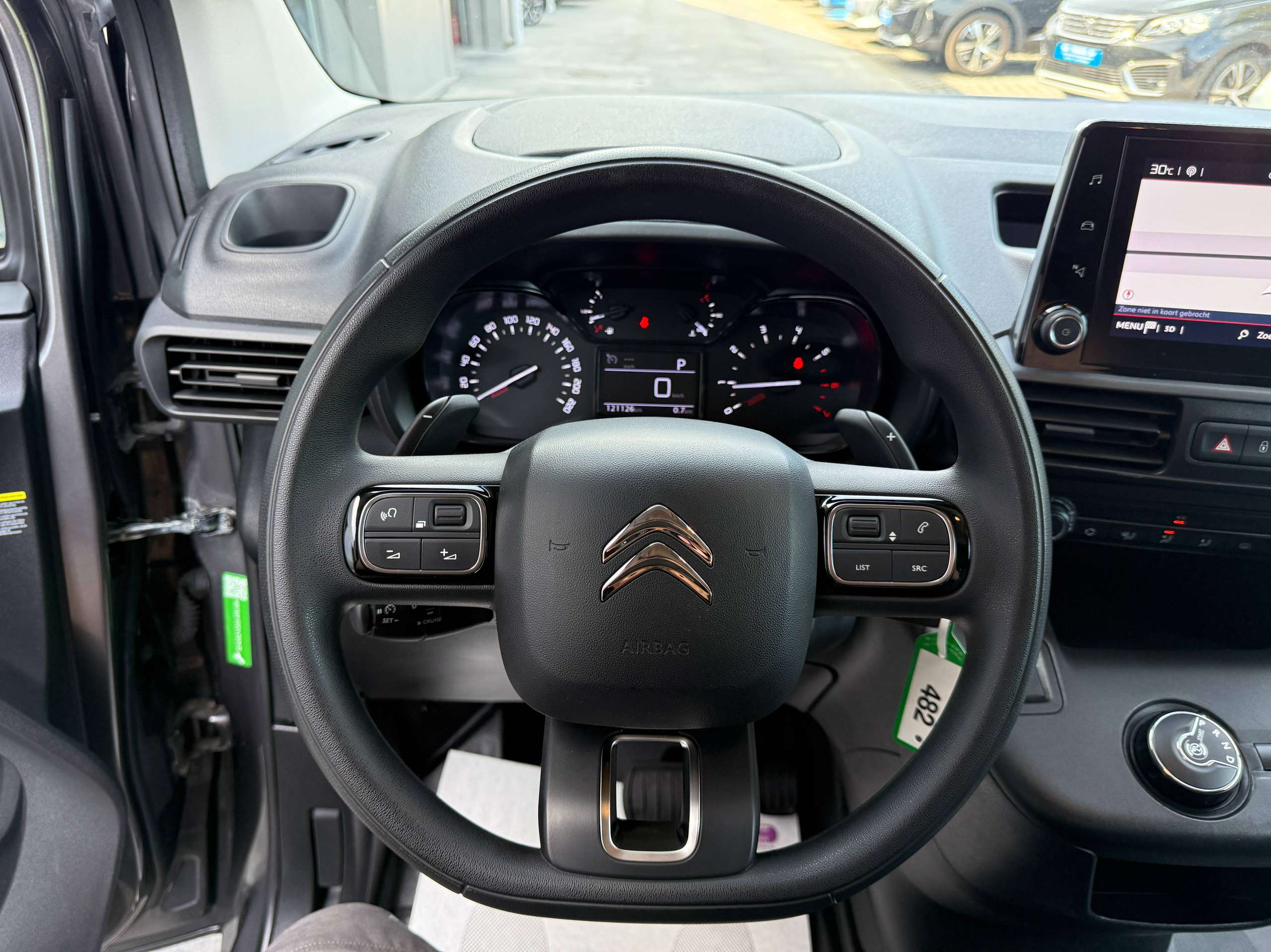 d043cebf-41e1-45f6-8e99-4f2d82d958e218-citroen-berlingo-1-5-bluehdi-xl-l2-automaat-130pk-3-zit-navigatie-pdc-carplay-dab.jpg