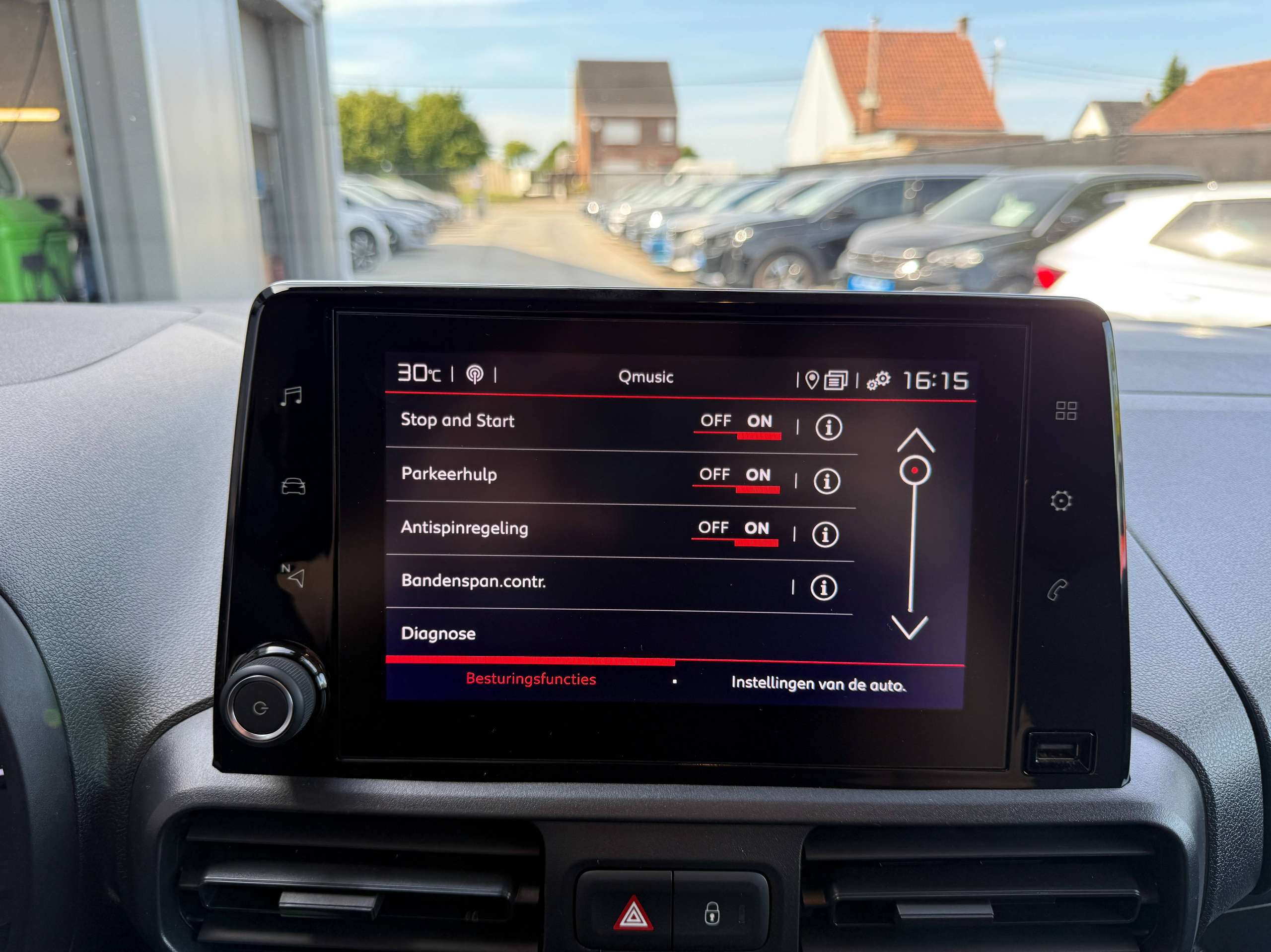 d043cebf-41e1-45f6-8e99-4f2d82d958e226-citroen-berlingo-1-5-bluehdi-xl-l2-automaat-130pk-3-zit-navigatie-pdc-carplay-dab.jpg