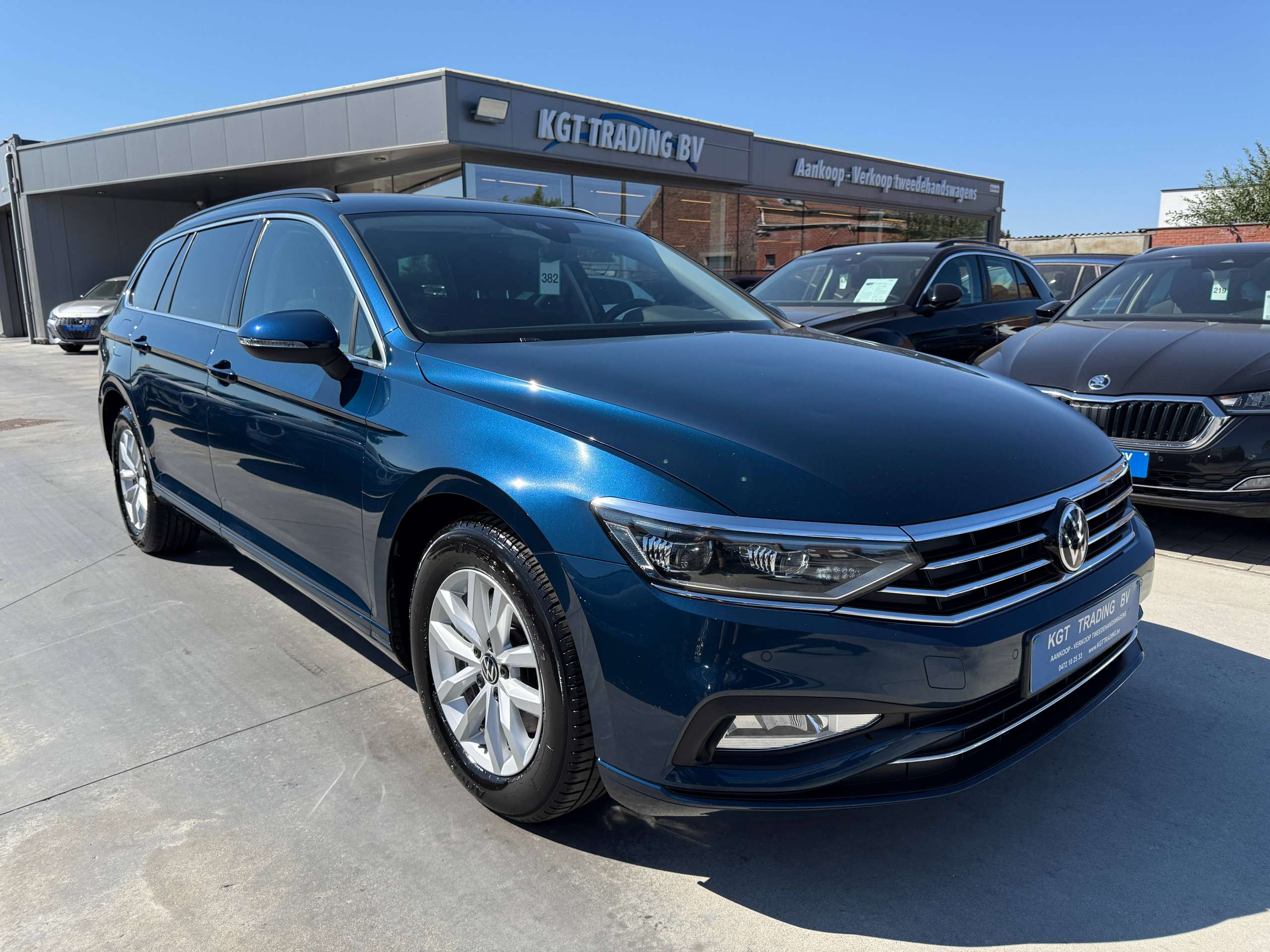 0783c60b-456e-409b-87ec-649e8ece7fb23-volkswagen-passat-variant-2-0-tdi-122pk-dsg-automaat-navigatie-camera-iq-full-led-carplay-dab-pdc-alu.jpg