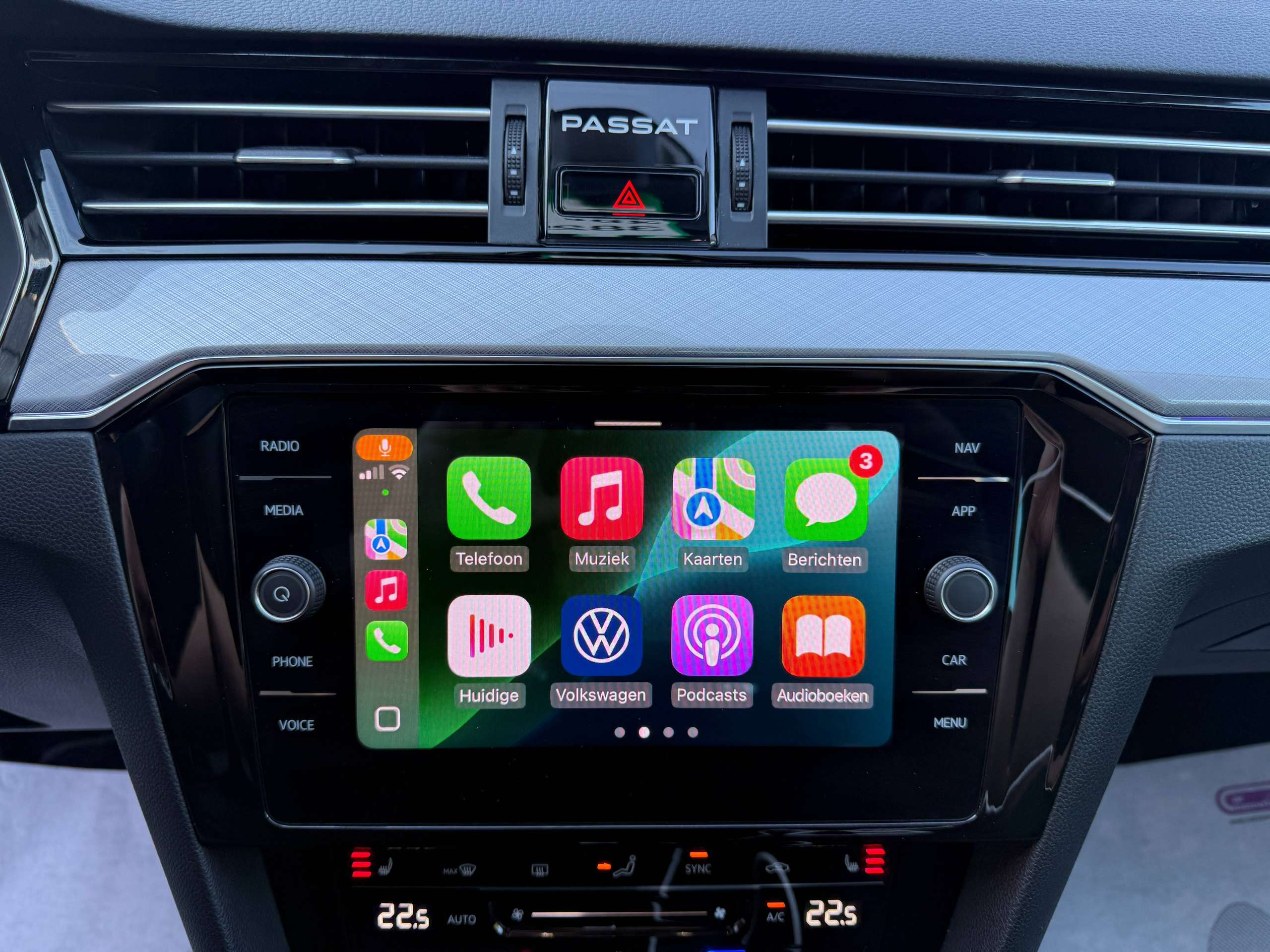 0783c60b-456e-409b-87ec-649e8ece7fb230-volkswagen-passat-variant-2-0-tdi-122pk-dsg-automaat-navigatie-camera-iq-full-led-carplay-dab-pdc-alu.jpg