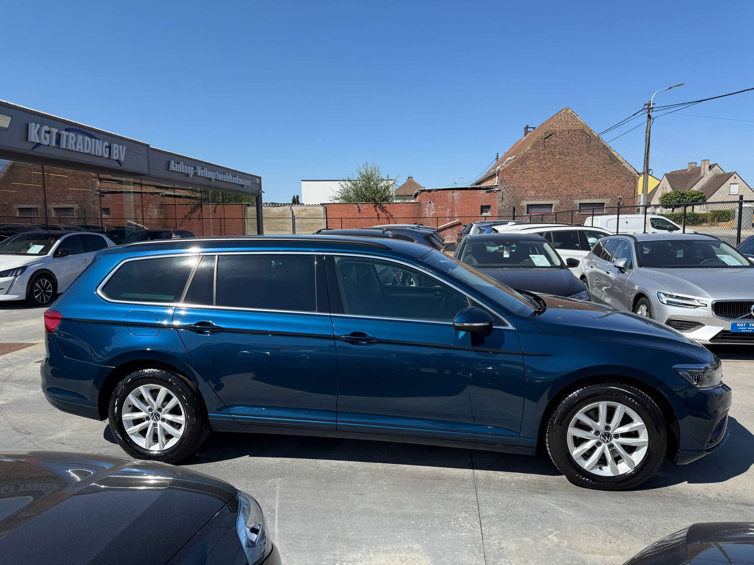 0783c60b-456e-409b-87ec-649e8ece7fb24-volkswagen-passat-variant-2-0-tdi-122pk-dsg-automaat-navigatie-camera-iq-full-led-carplay-dab-pdc-alu.jpg