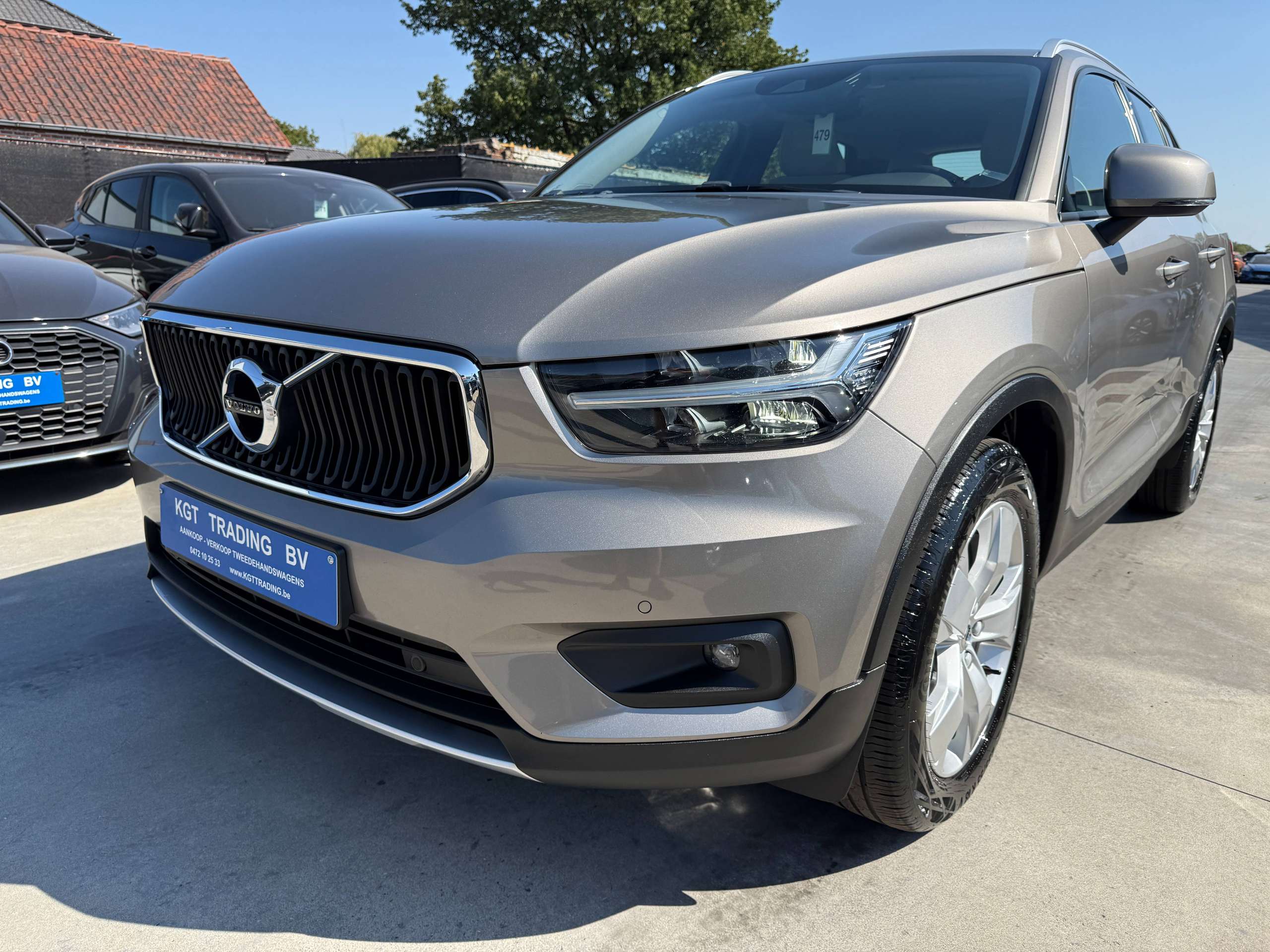 0ec22e5d-9e09-49aa-bf9a-83dbb57195b910-volvo-xc40-1-5-t3-163pk-navigatie-full-led-camera-carplay-leder-alu-pdc.jpg