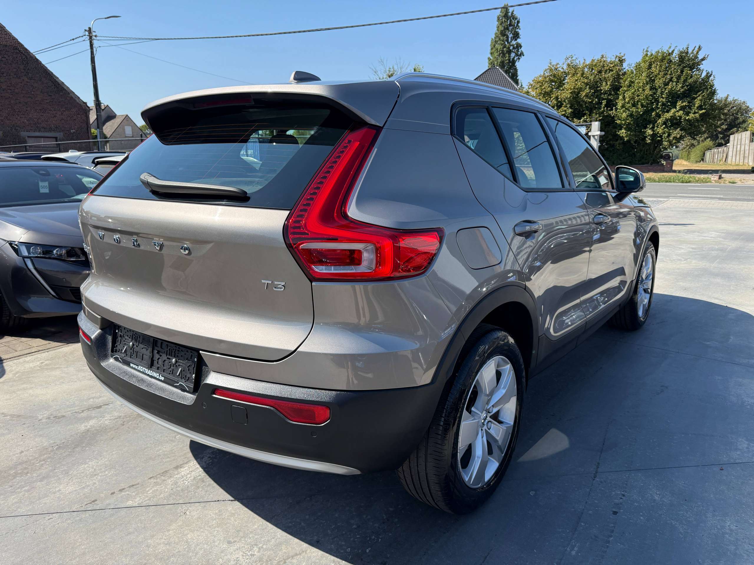 0ec22e5d-9e09-49aa-bf9a-83dbb57195b95-volvo-xc40-1-5-t3-163pk-navigatie-full-led-camera-carplay-leder-alu-pdc.jpg