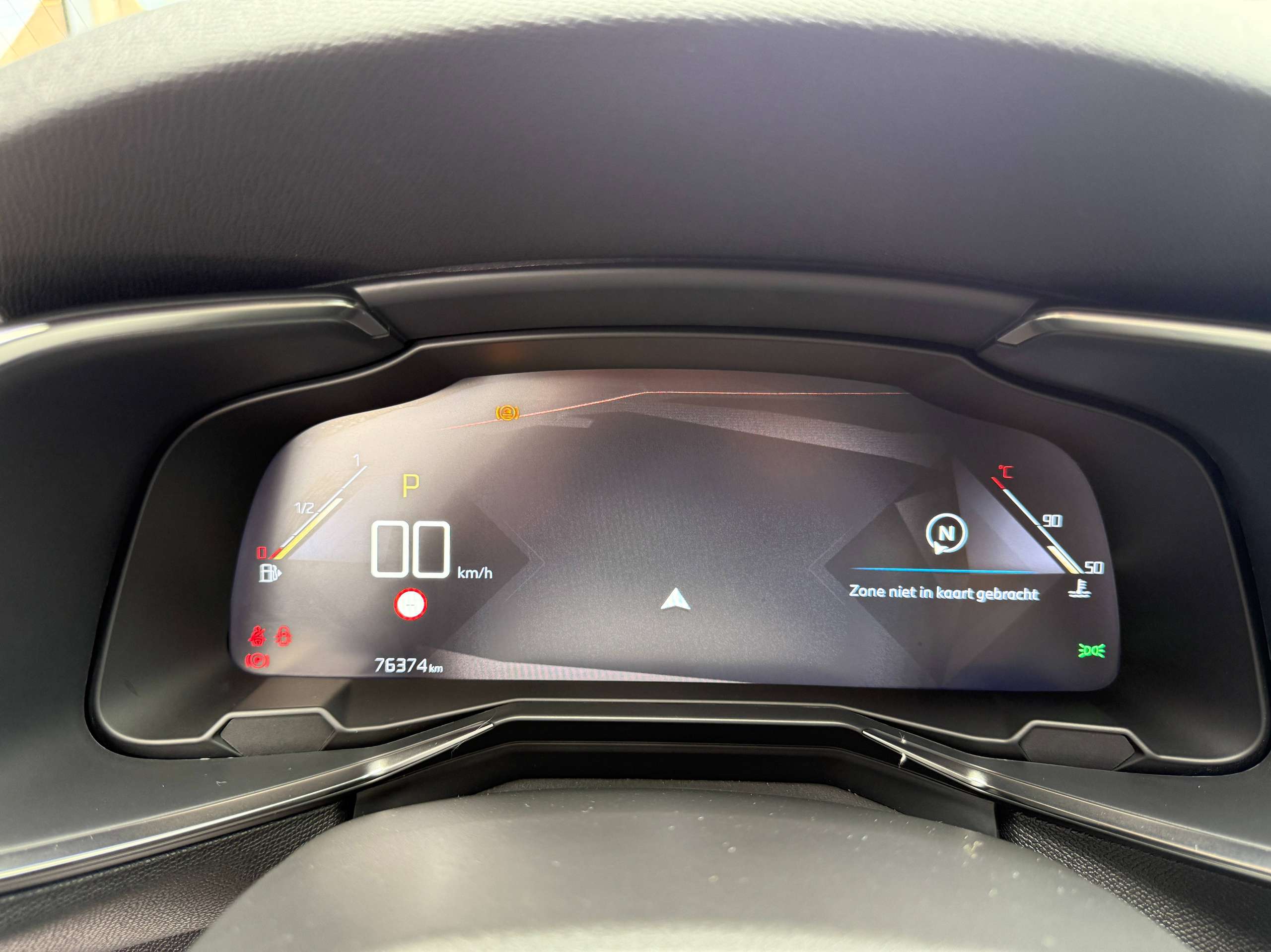 0f1328d2-de1a-47c2-ae30-a788d371a50923-ds-automobiles-ds-7-crossback-1-2i-130pk-automaat-navigatie-leder-carplay-massage-zetels-full-led.jpg